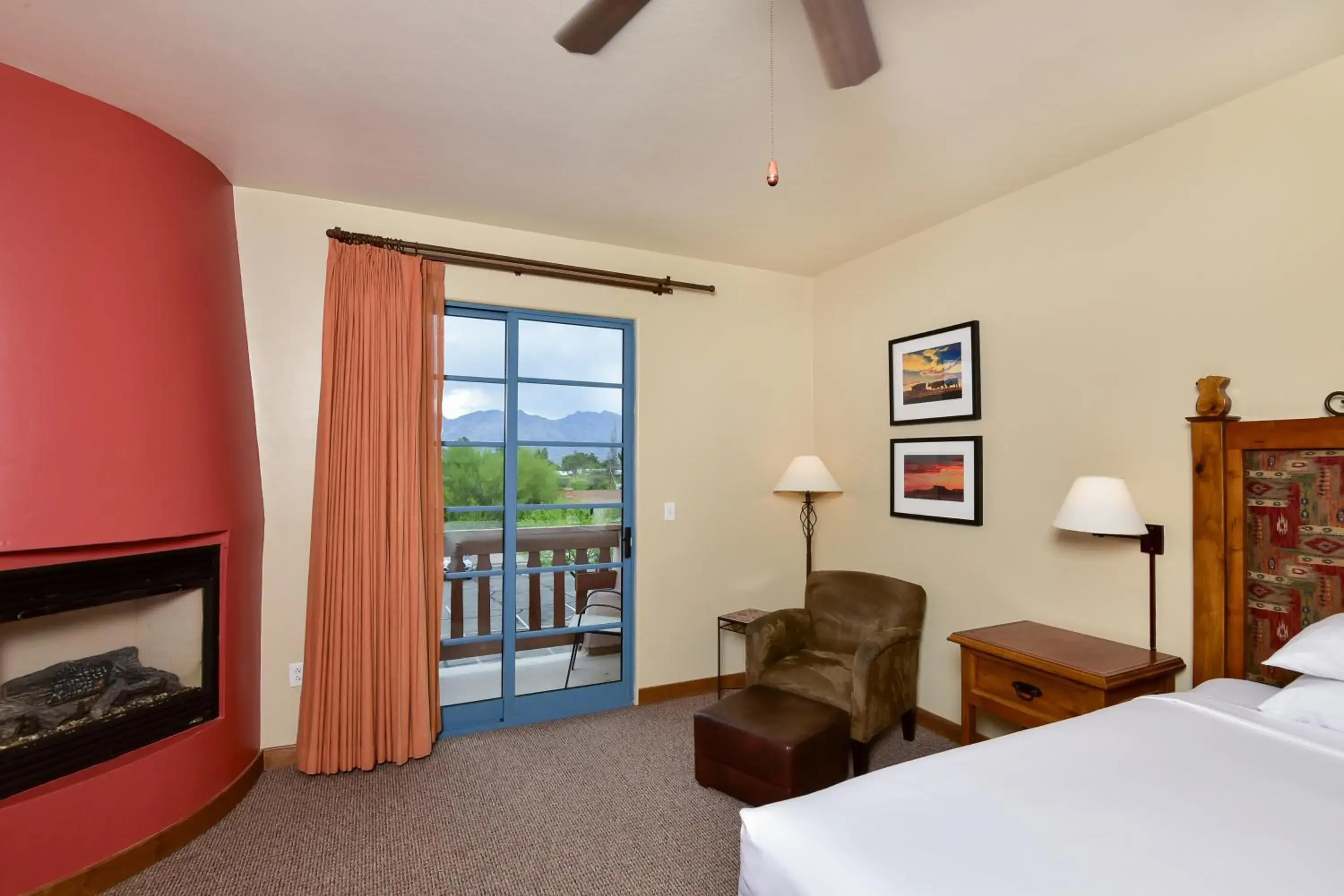 Bedroom in Lodge On The Desert