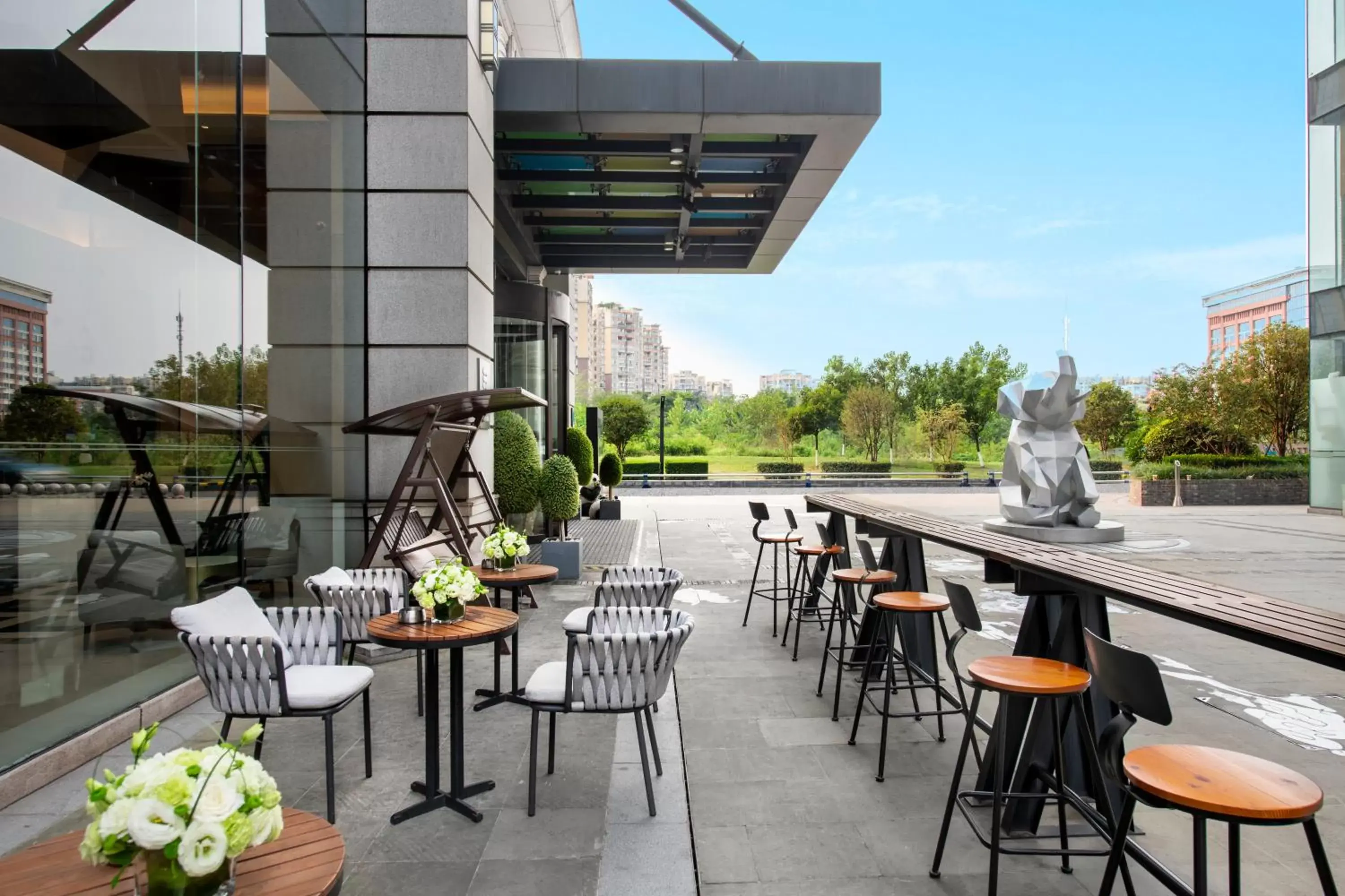 Property building in Hyatt House Chengdu Pebble Walk Property building in Hyatt House Chengdu Pebble Walk