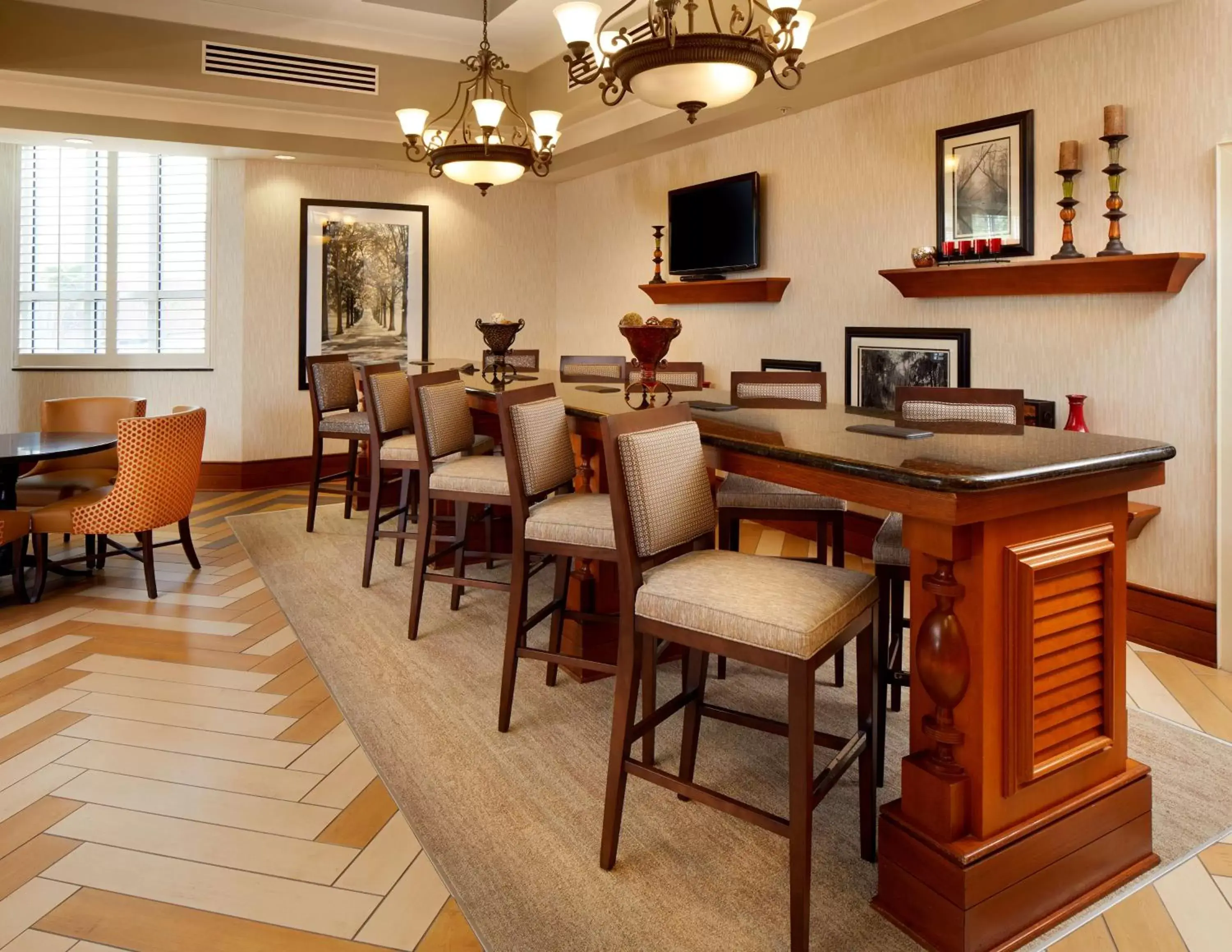 Lobby or reception, Restaurant/Places to Eat in Hampton Inn & Suites Savannah/Midtown
