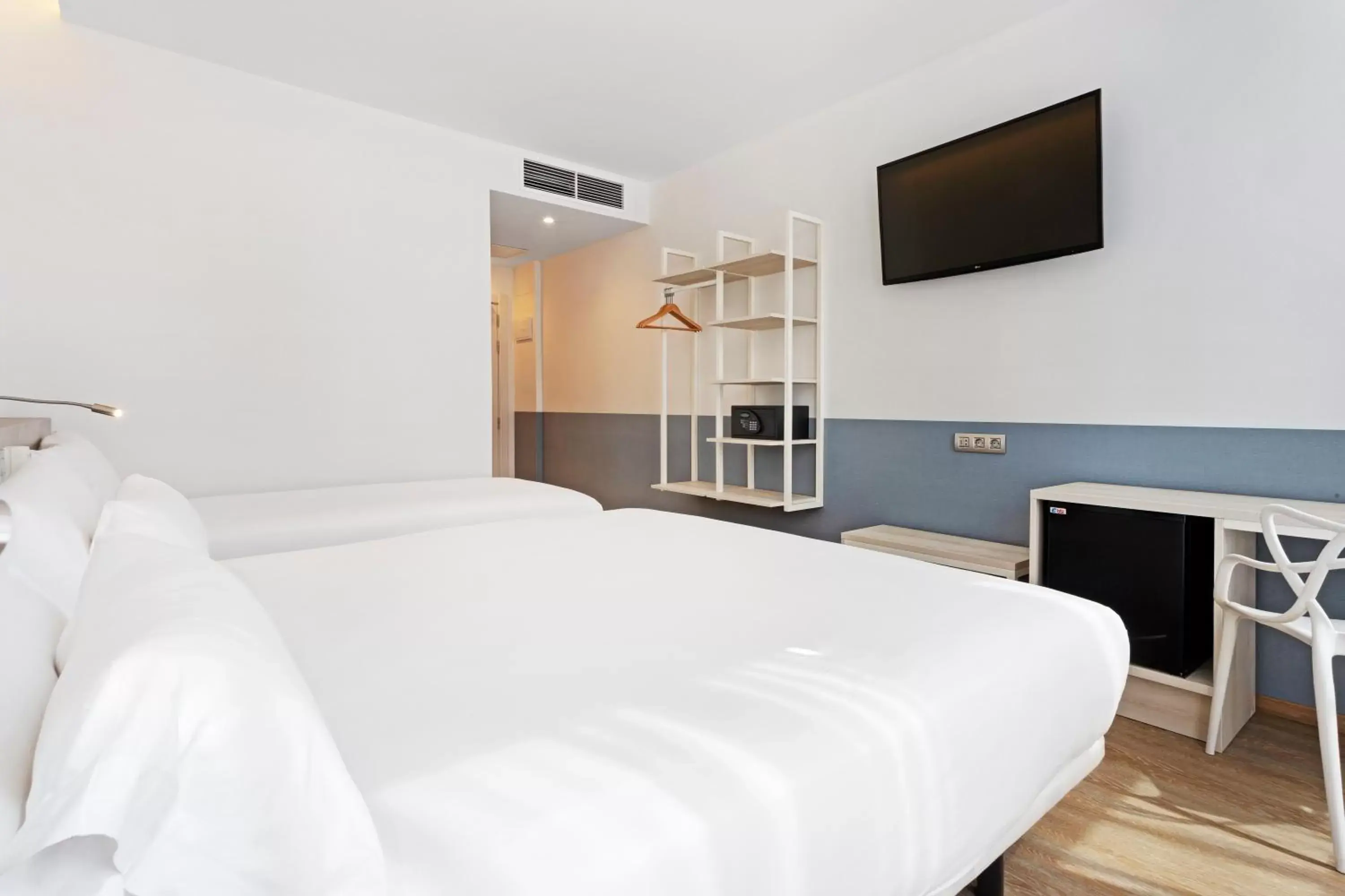 Bed in B&B HOTEL Madrid Fuenlabrada