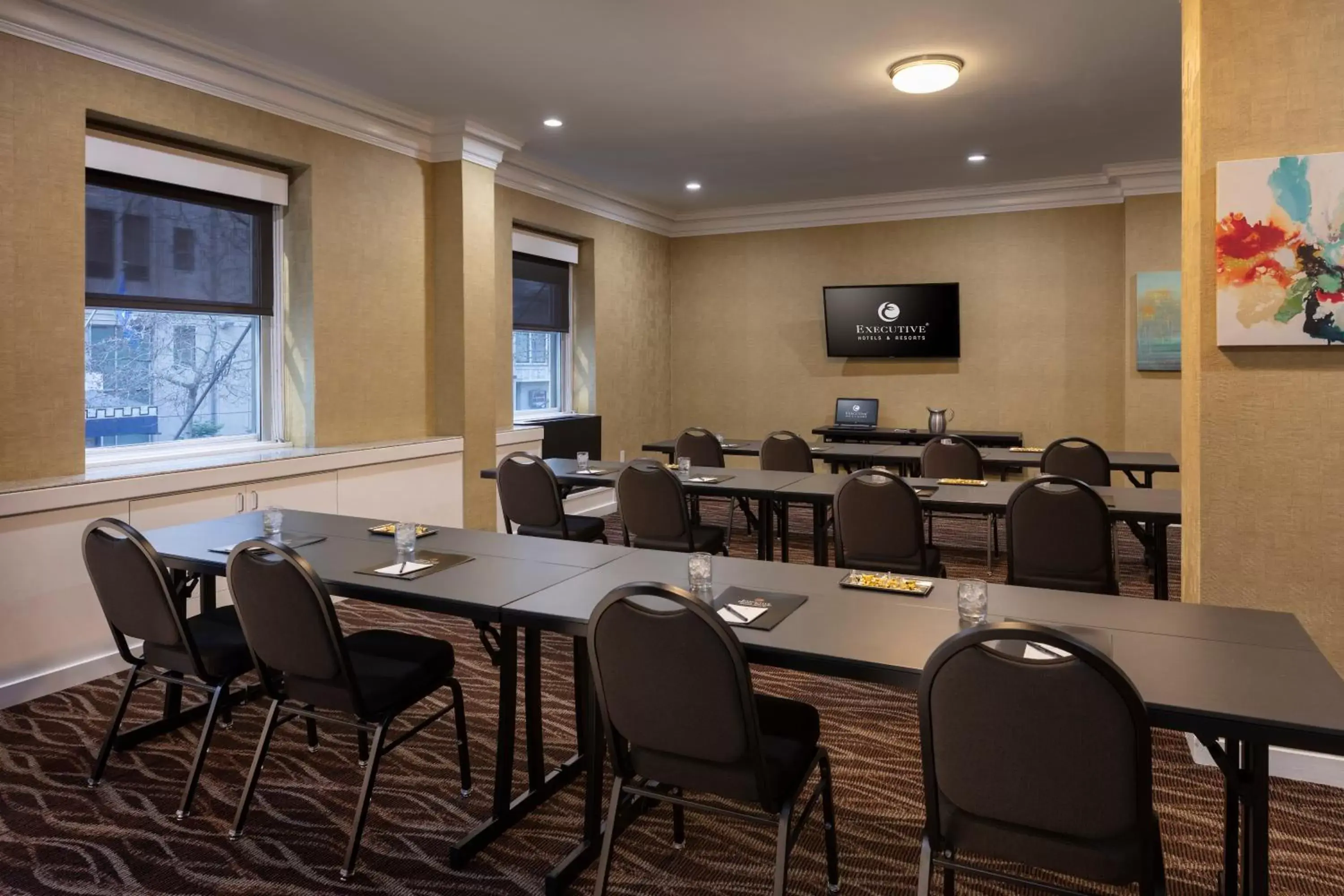 Business facilities in Executive Hotel Pacific