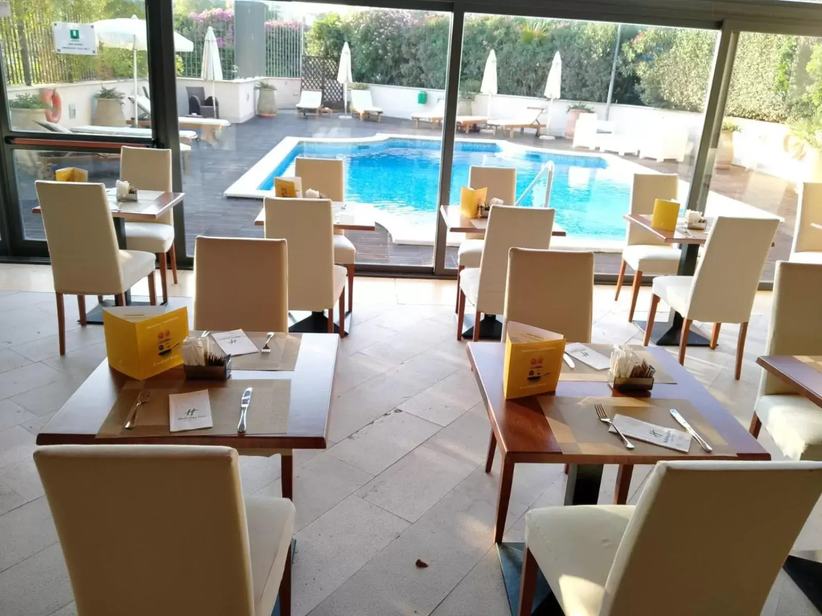 Restaurant/Places to Eat in Holiday Inn Cagliari, an IHG Hotel