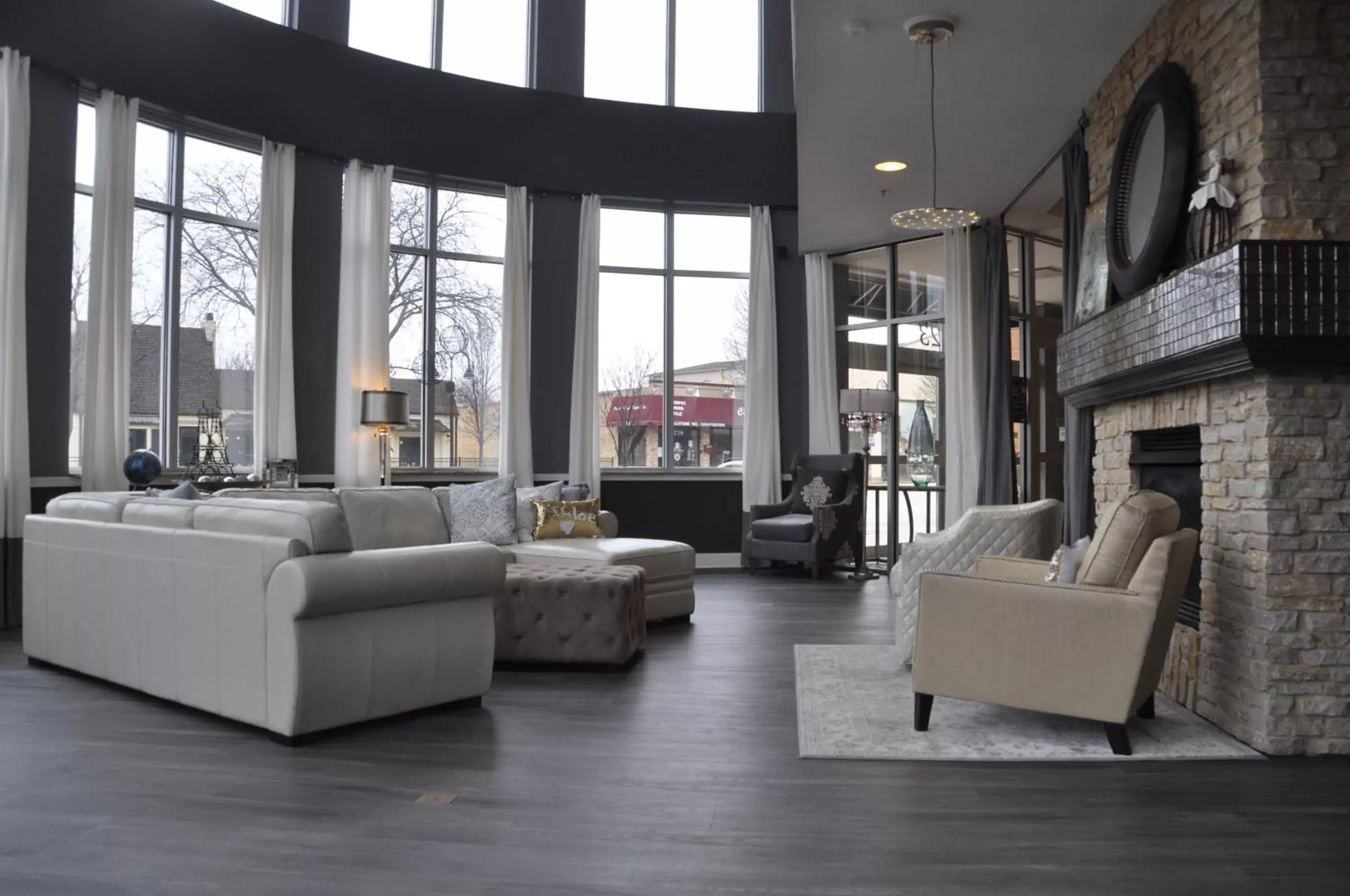 Lobby or reception, Seating Area in The Inn On Sheridan