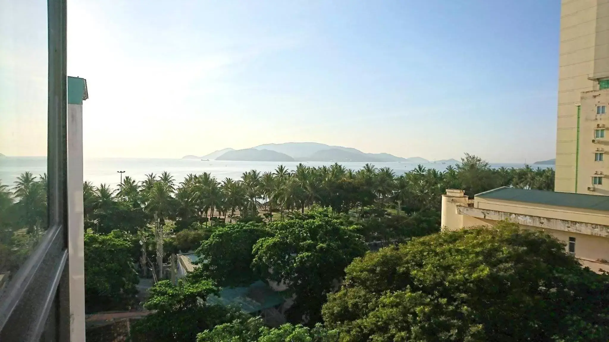 Day, Mountain View in Senkotel Nha Trang Managed by NEST Group