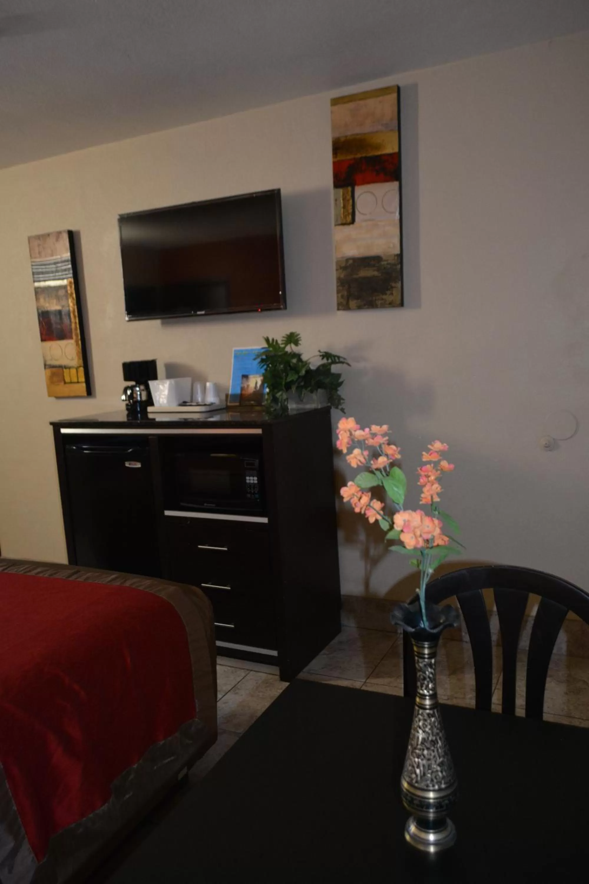 Harbor Inn & Suites Oceanside