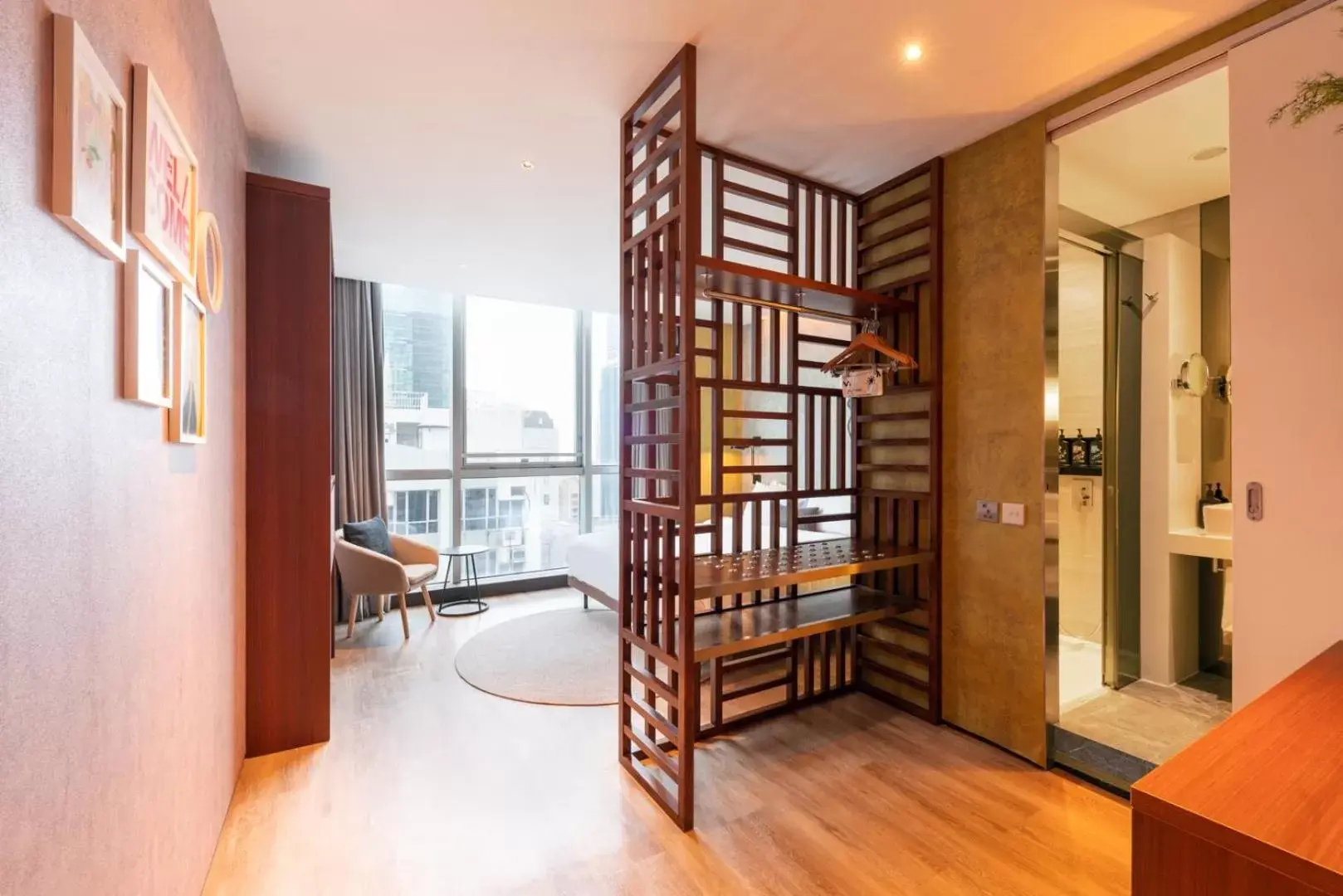 Bedroom, Dining Area in The Sheung Wan by Ovolo