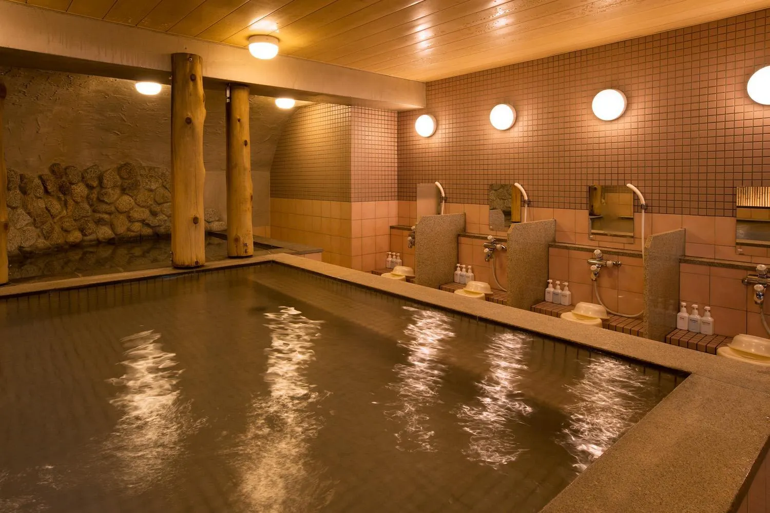 Public Bath in Hotel Asyl Nara