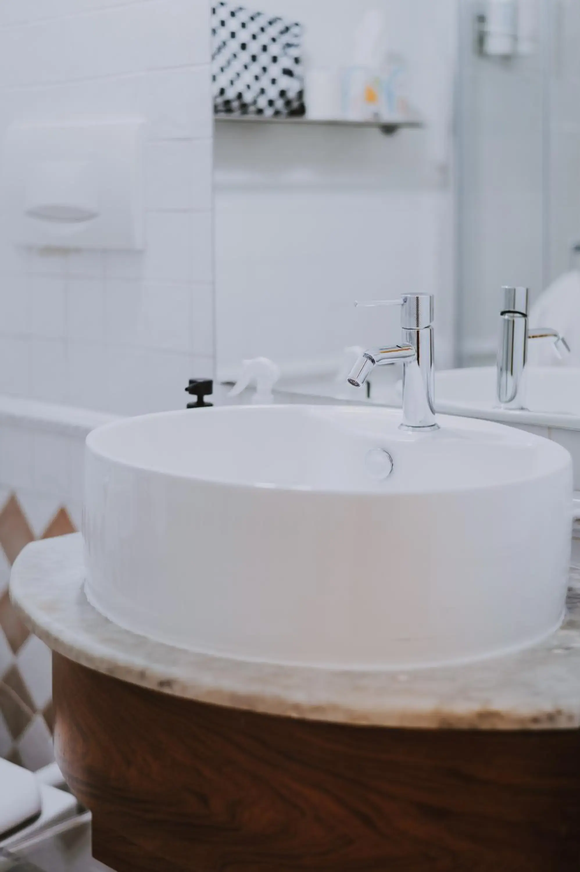 Bathroom in Albergo Delle Regioni, Barberini - Fontana di Trevi