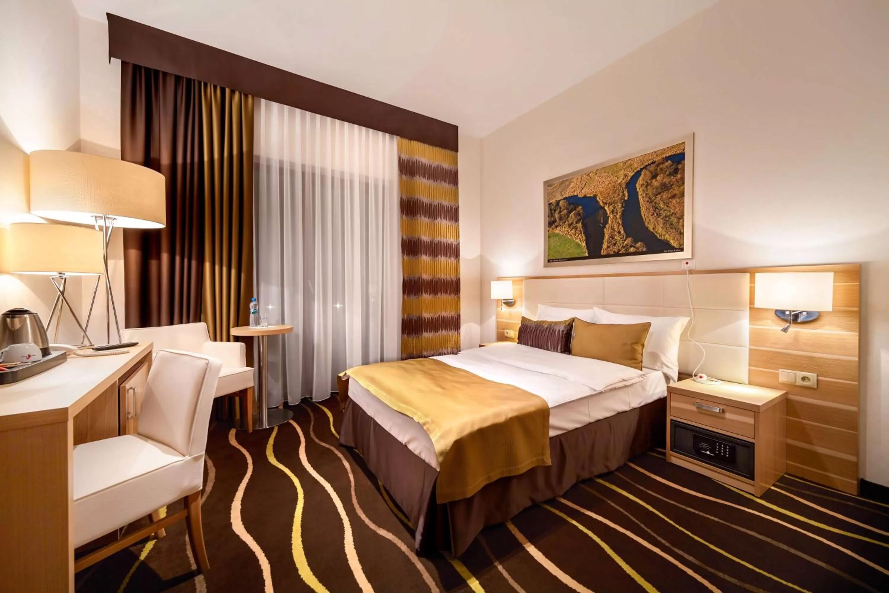 Bed in Słoneczny Zdrój Medical Spa & Wellness