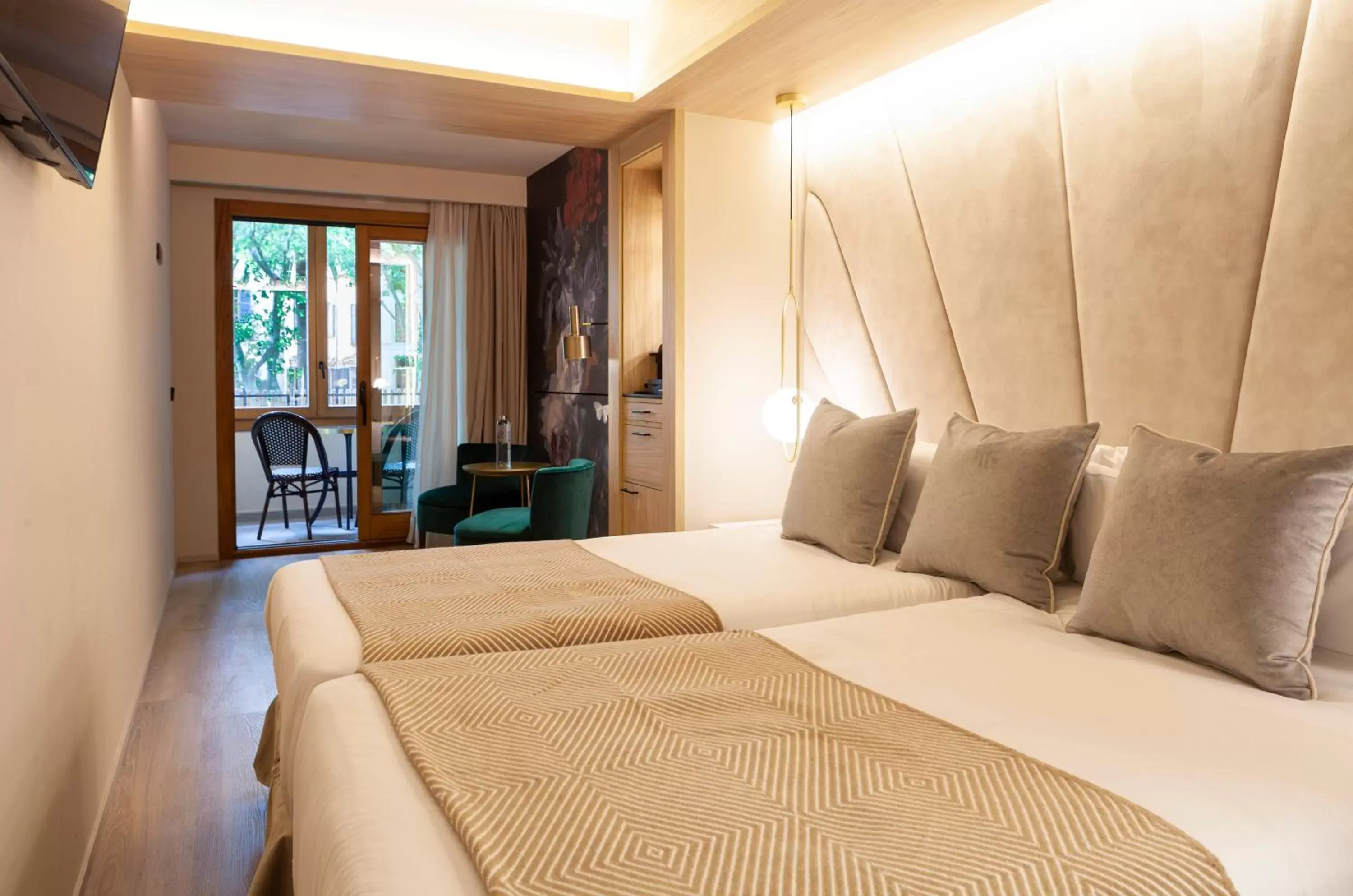 Bed in Nivia Born Boutique Hotel