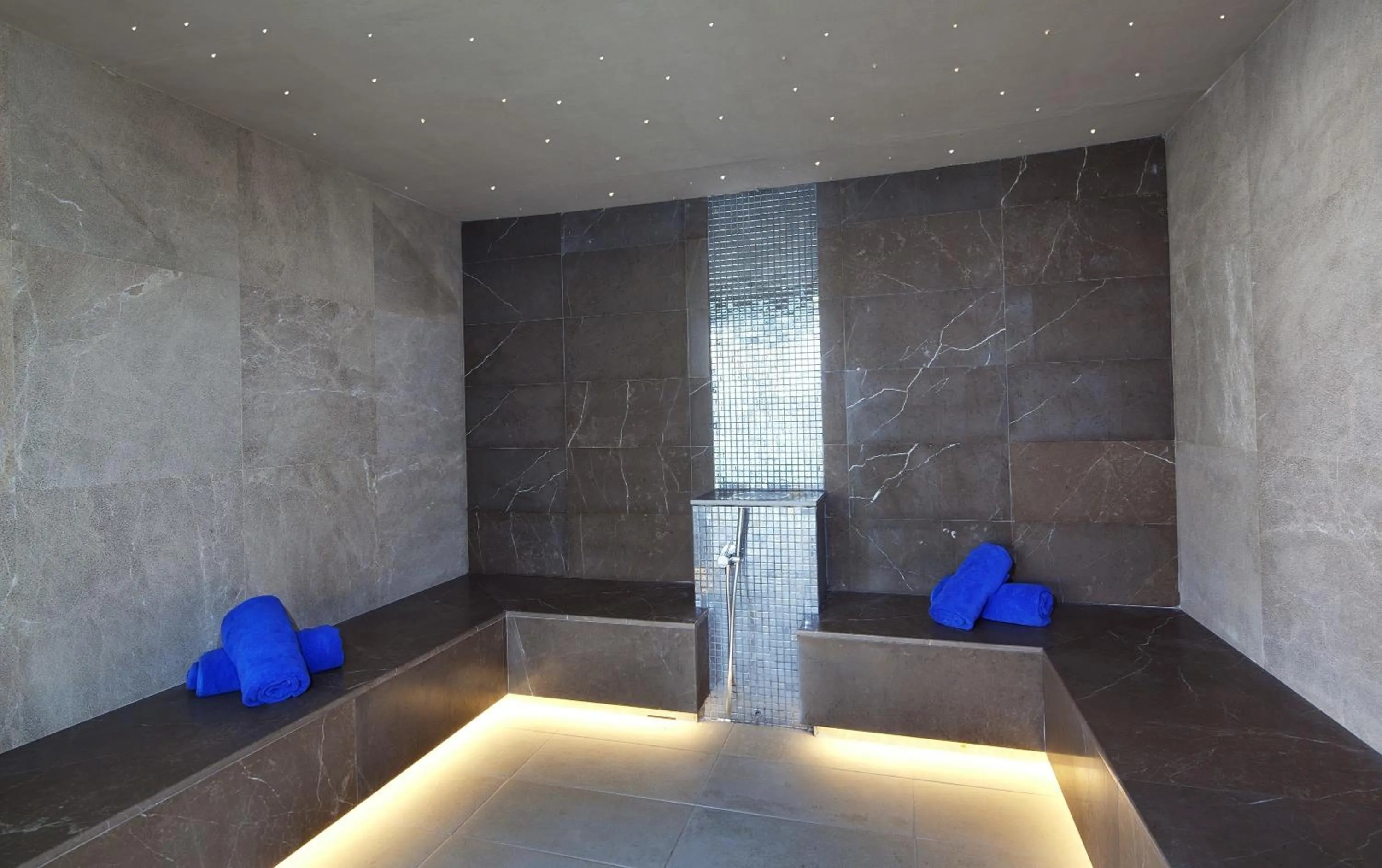 Steam room in JS Palma Stay - Adults Only
