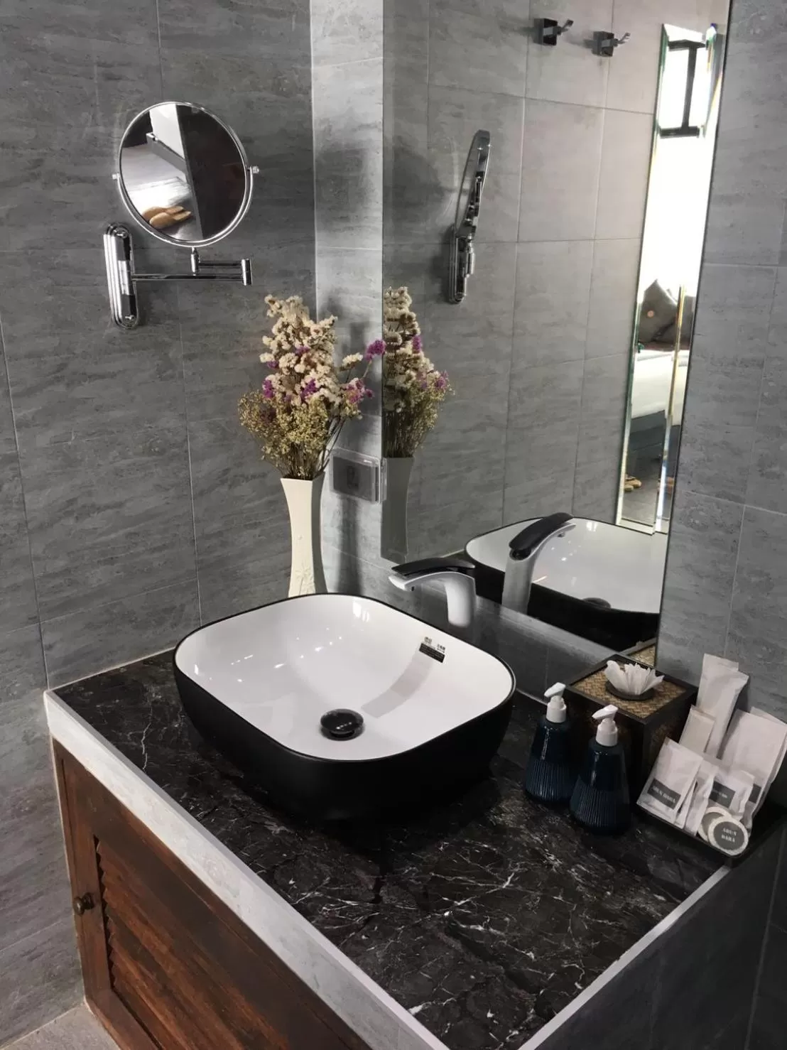 Bathroom in Arun Dara Villa