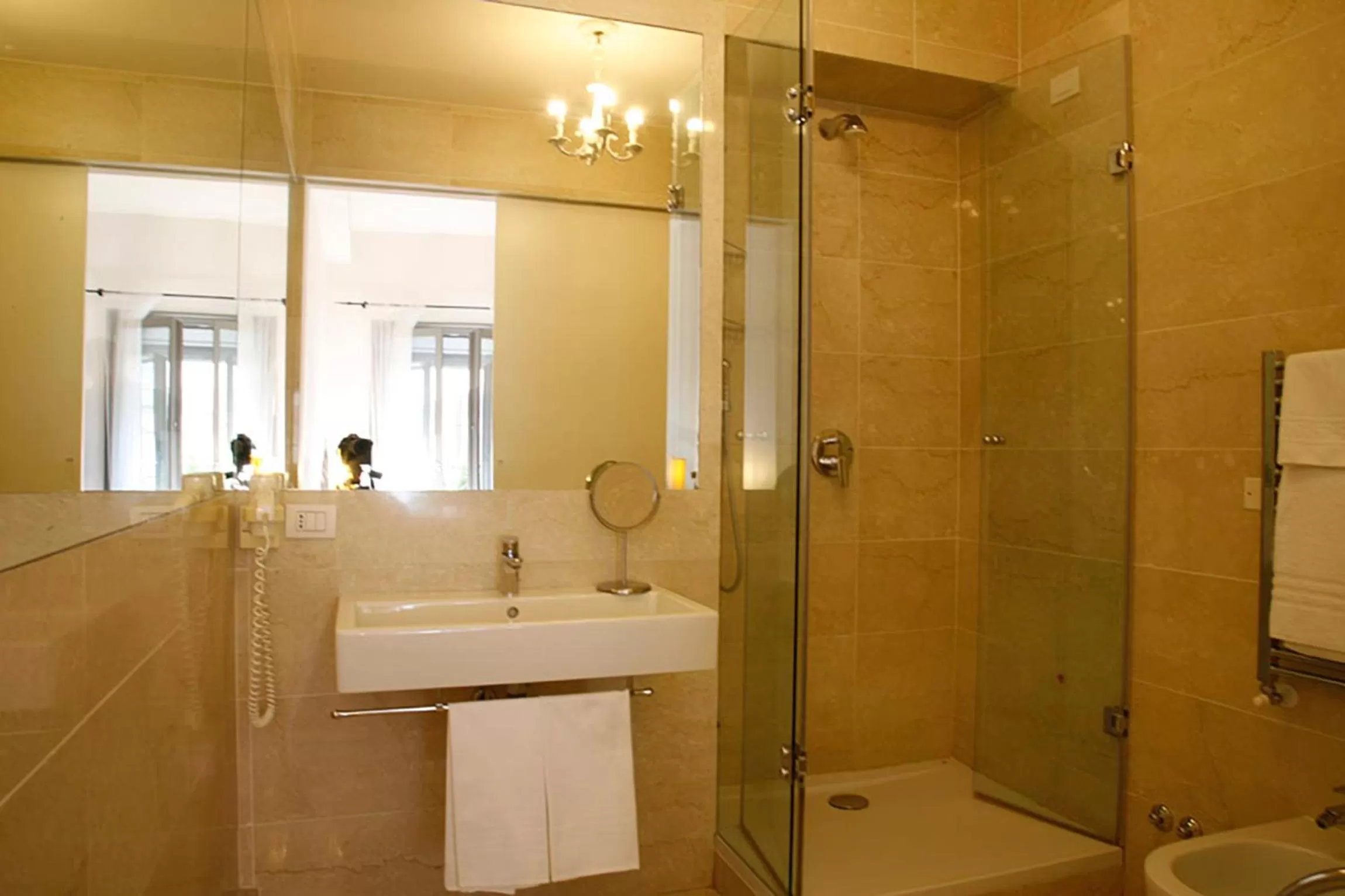 Shower in Antica Locanda Dei Mercanti