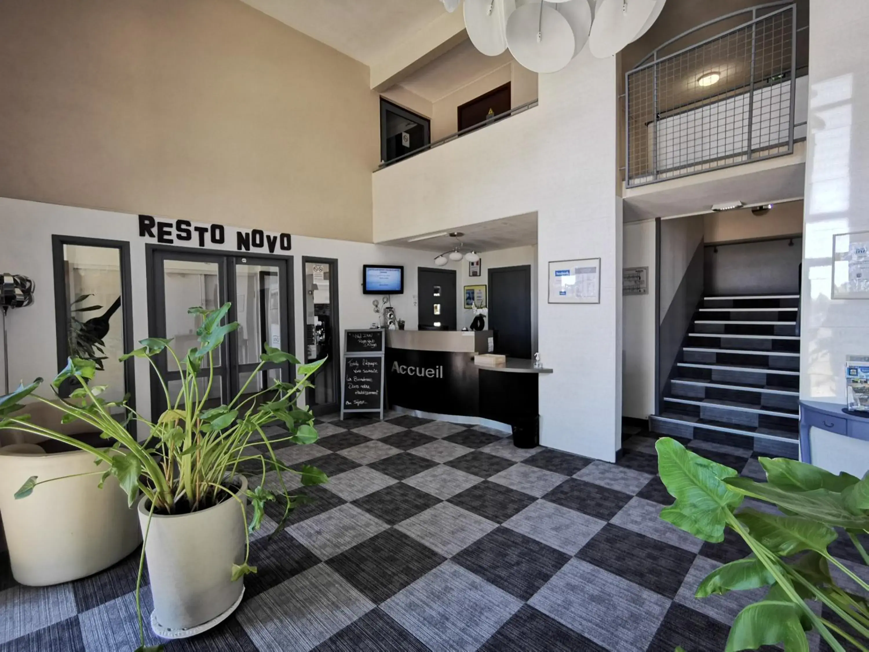 Lobby or reception, Lobby/Reception in Hôtel Inn Design Resto Novo Langres