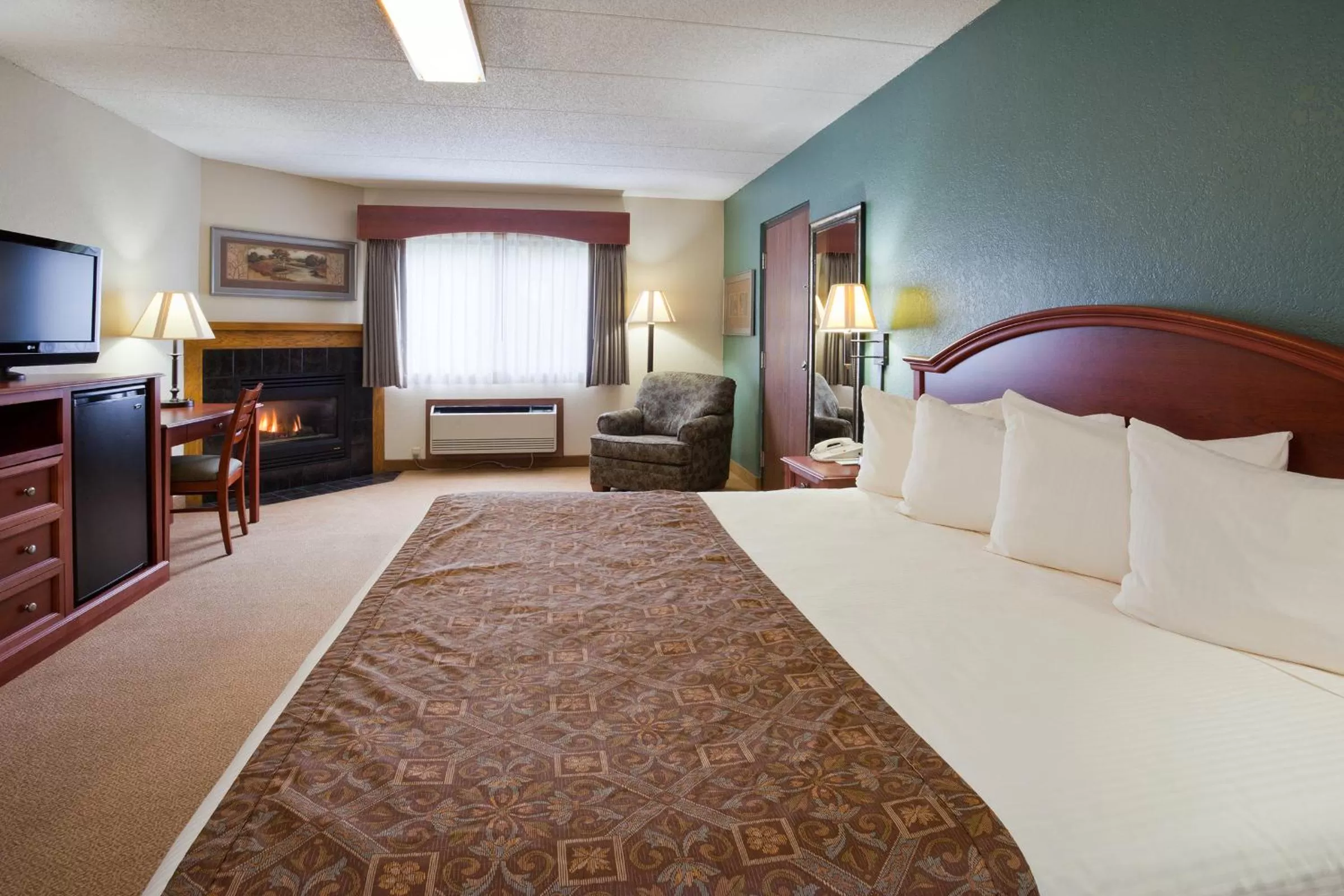 King Studio Suite - Non-Smoking in AmericInn by Wyndham St. Peter