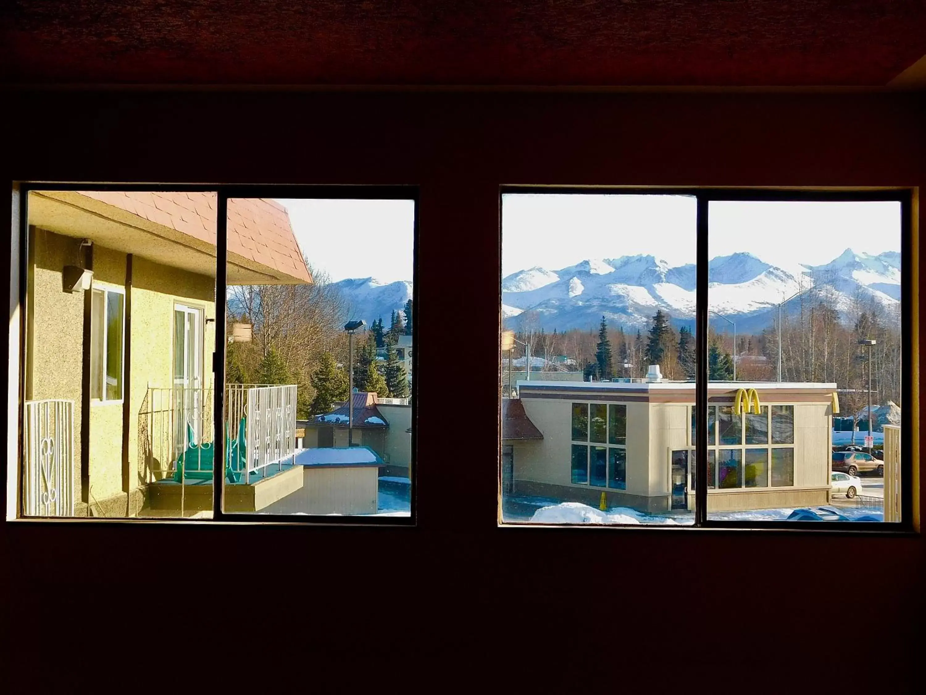 City view in Americas Best Value Inn & Suites Anchorage Airport