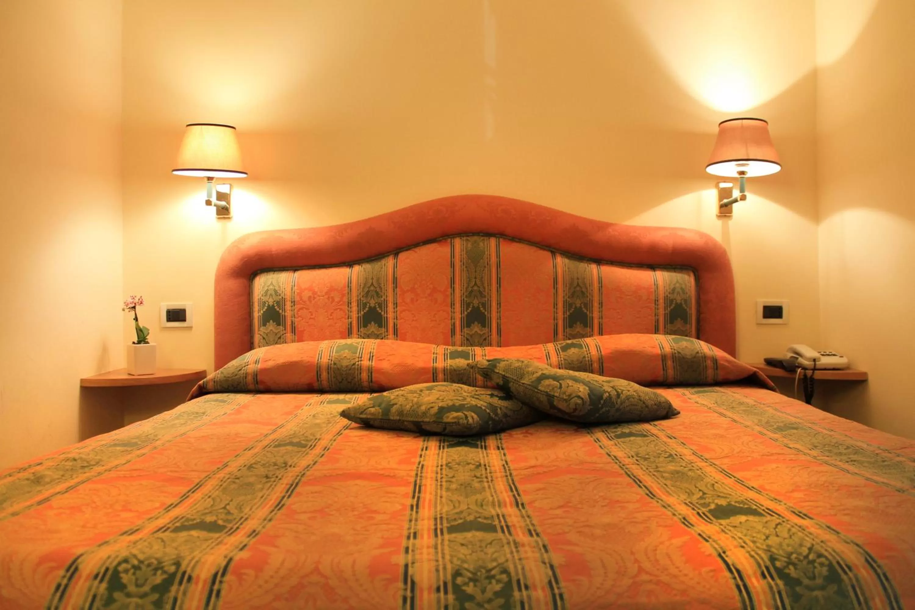 Bed in Hotel Villa Delle Rose
