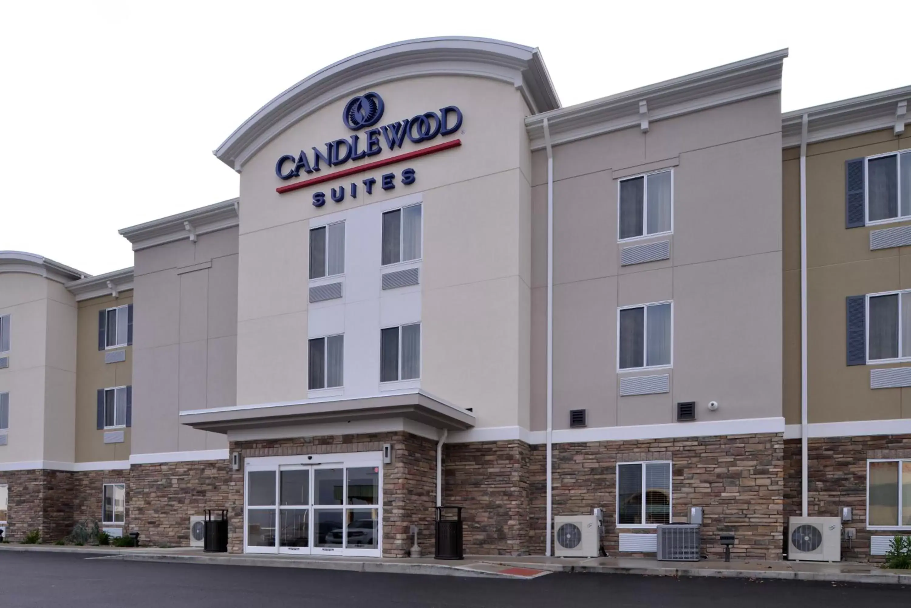 Property building in Candlewood Suites Morgantown-Univ West Virginia by IHG Property building in Candlewood Suites Morgantown-Univ West Virginia by IHG