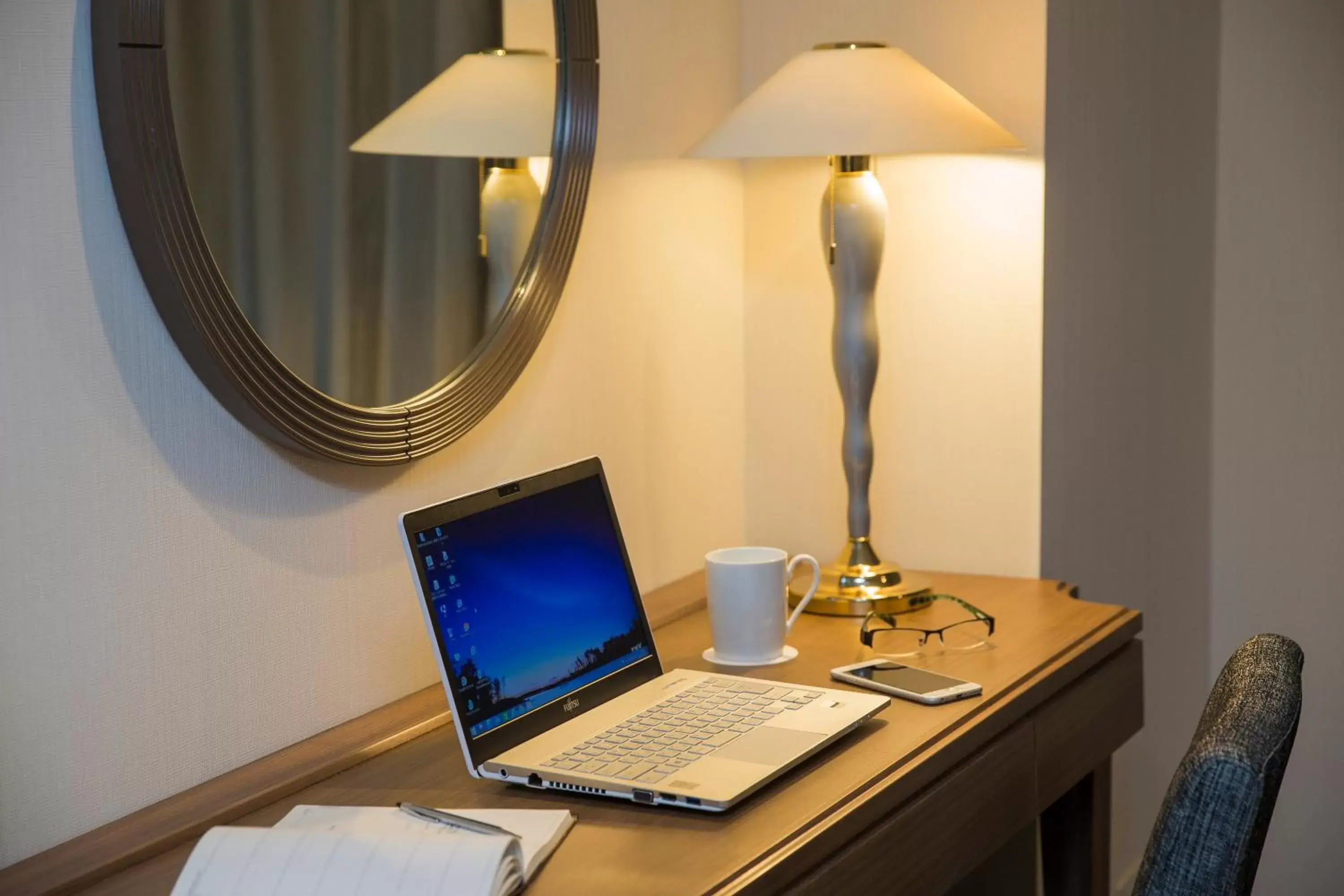 Photo of the whole room, TV/Entertainment Center in Nagoya Tokyu Hotel