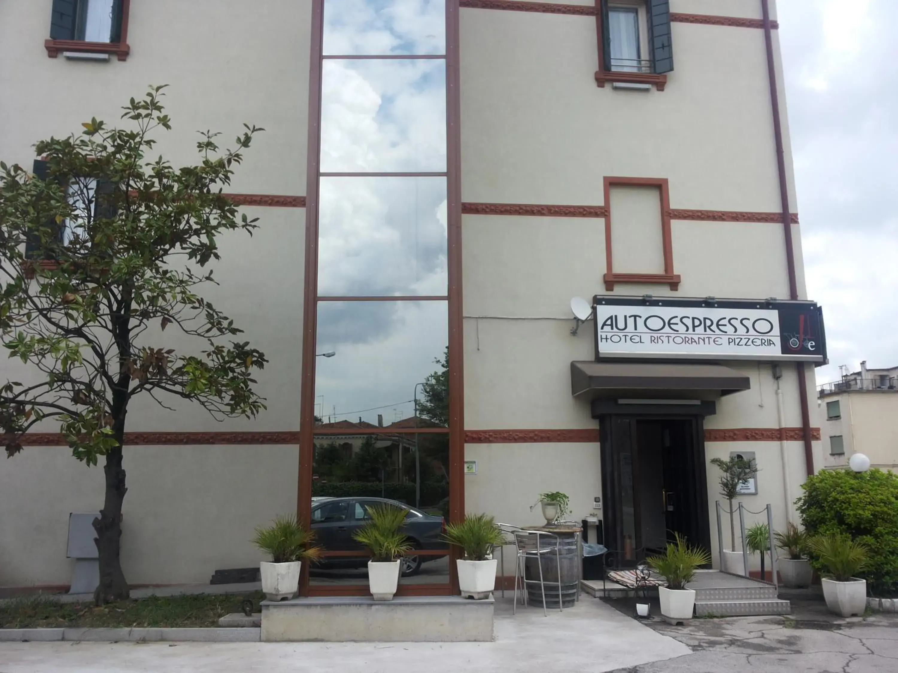 Property building in Hotel Autoespresso Venice