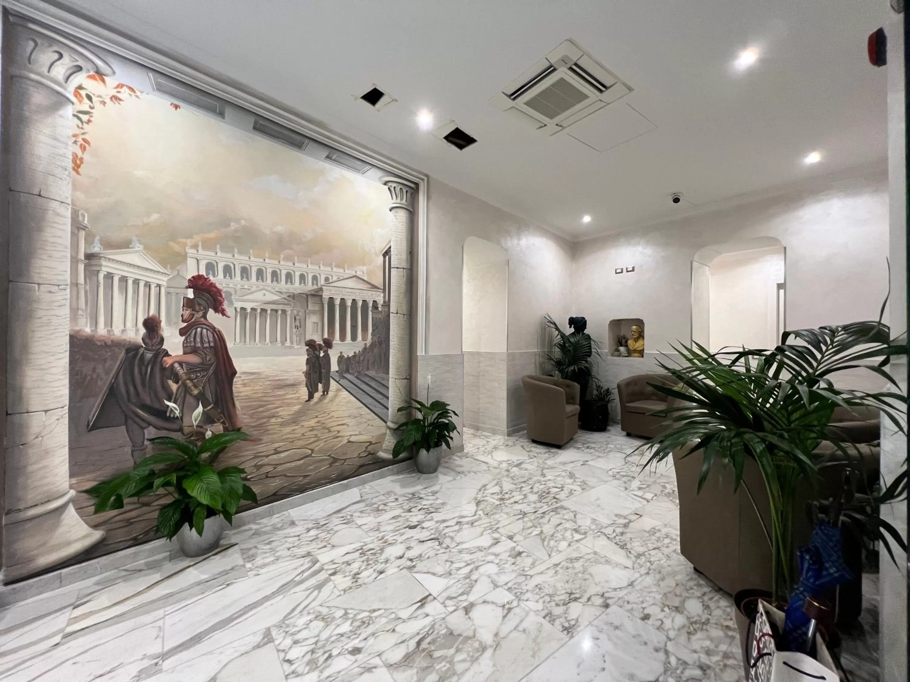 Lobby or reception in Hotel Le Petit