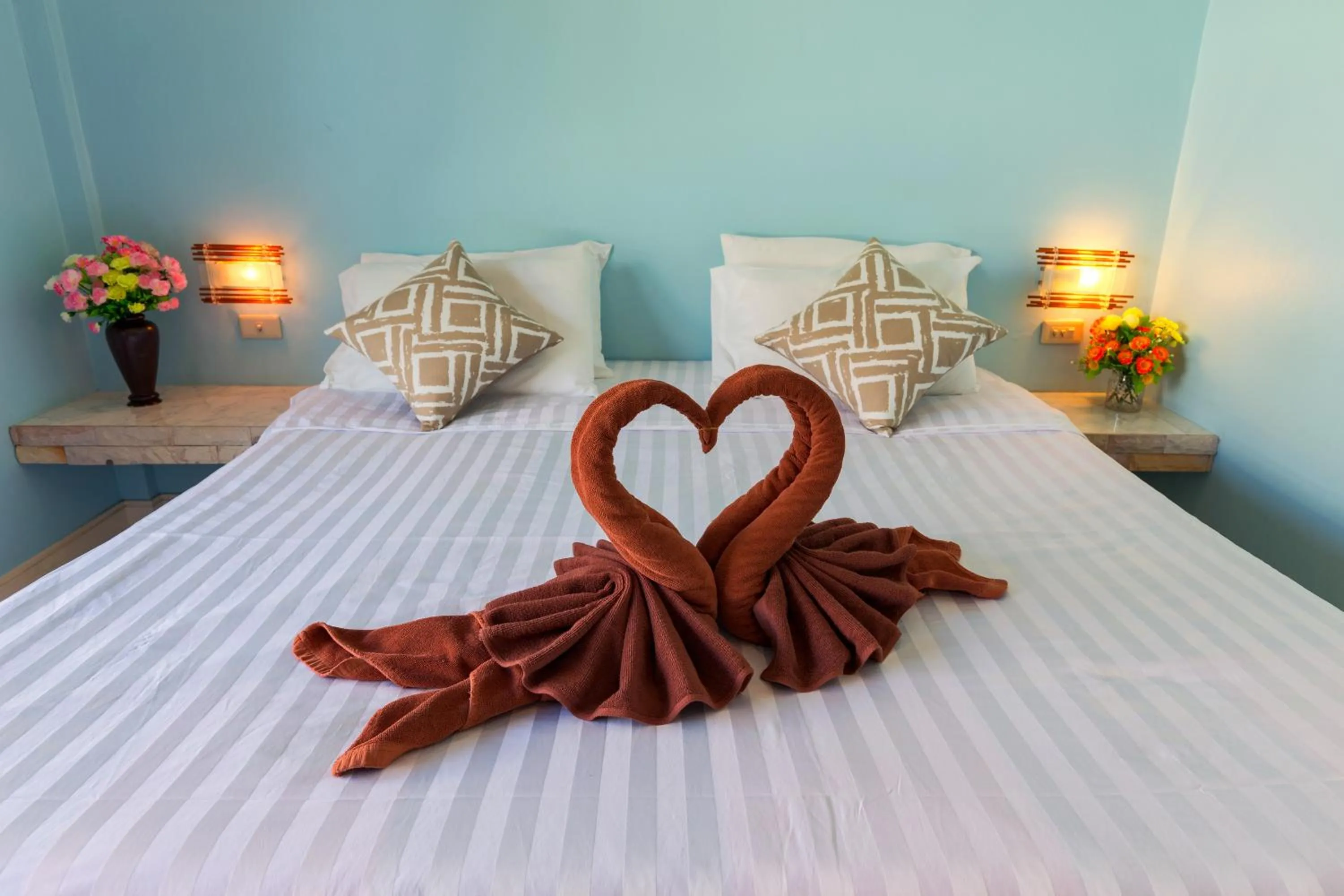 Bed in Baan Chaylay Resort Karon