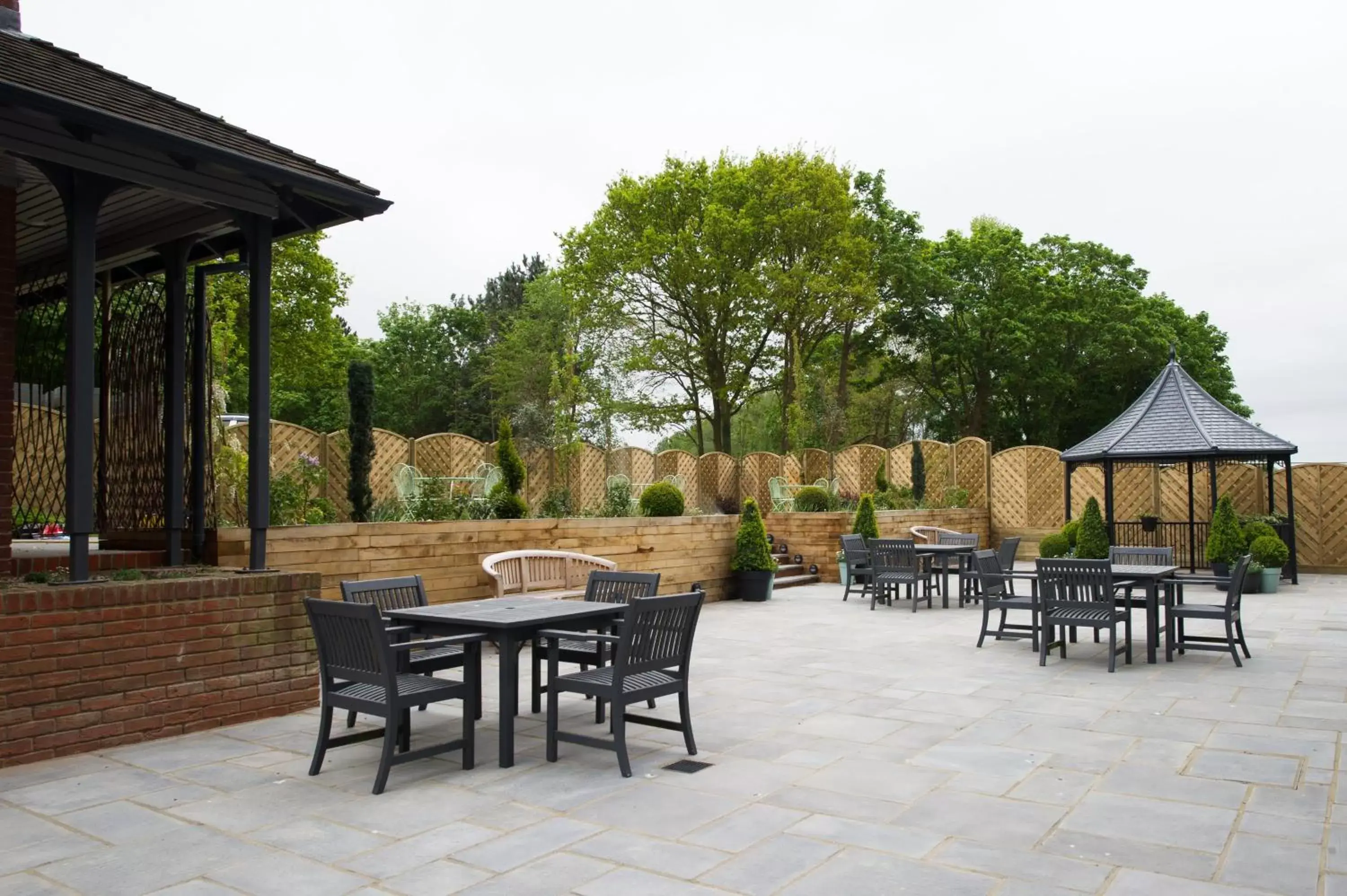 Garden, Restaurant/Places to Eat in All Saints Hotel