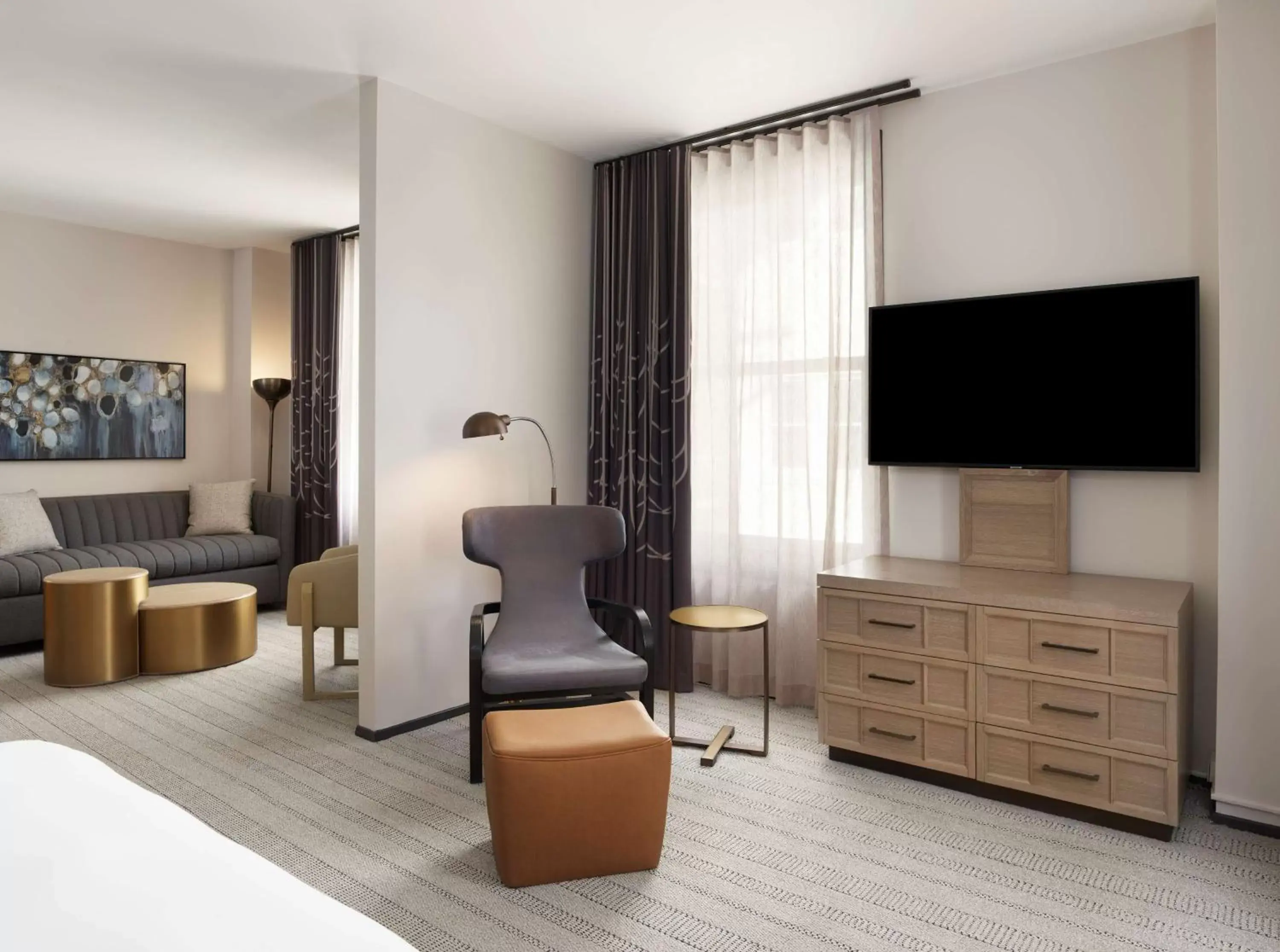 Photo of the whole room, TV/Entertainment Center in The Clift Royal Sonesta San Francisco