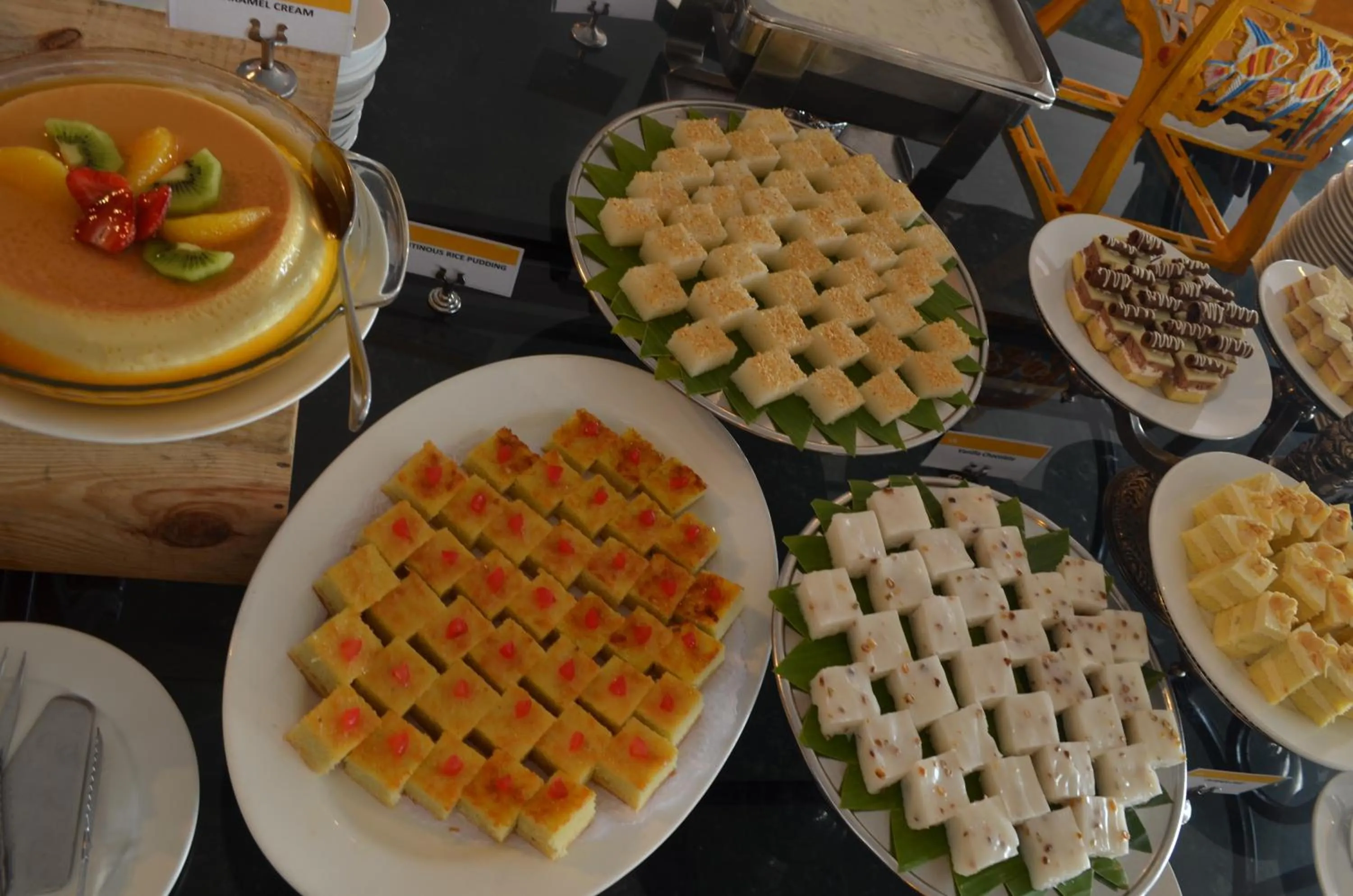 Food and drinks in Hotel Cambodiana