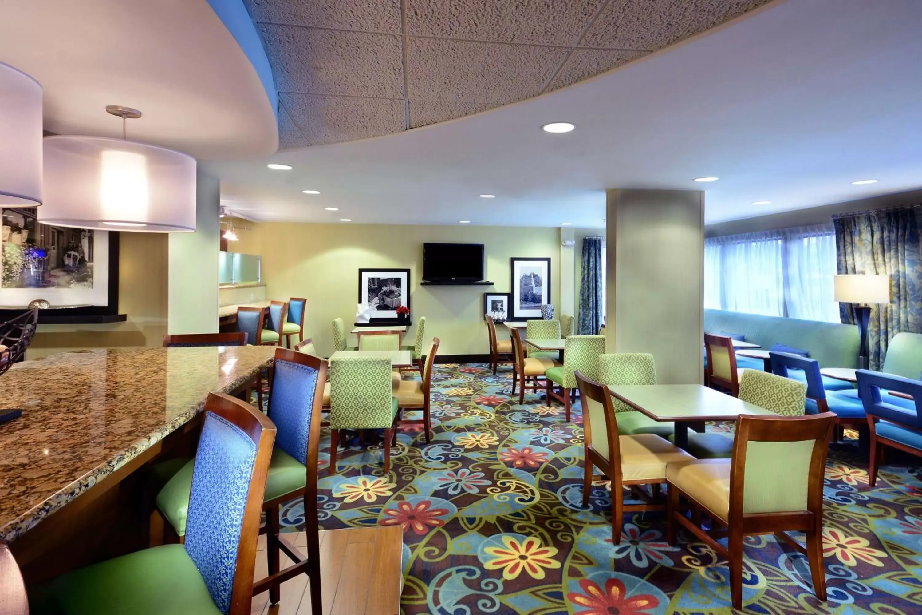 Lobby or reception, Restaurant/Places to Eat in Hampton Inn Raleigh/Town of Wake Forest