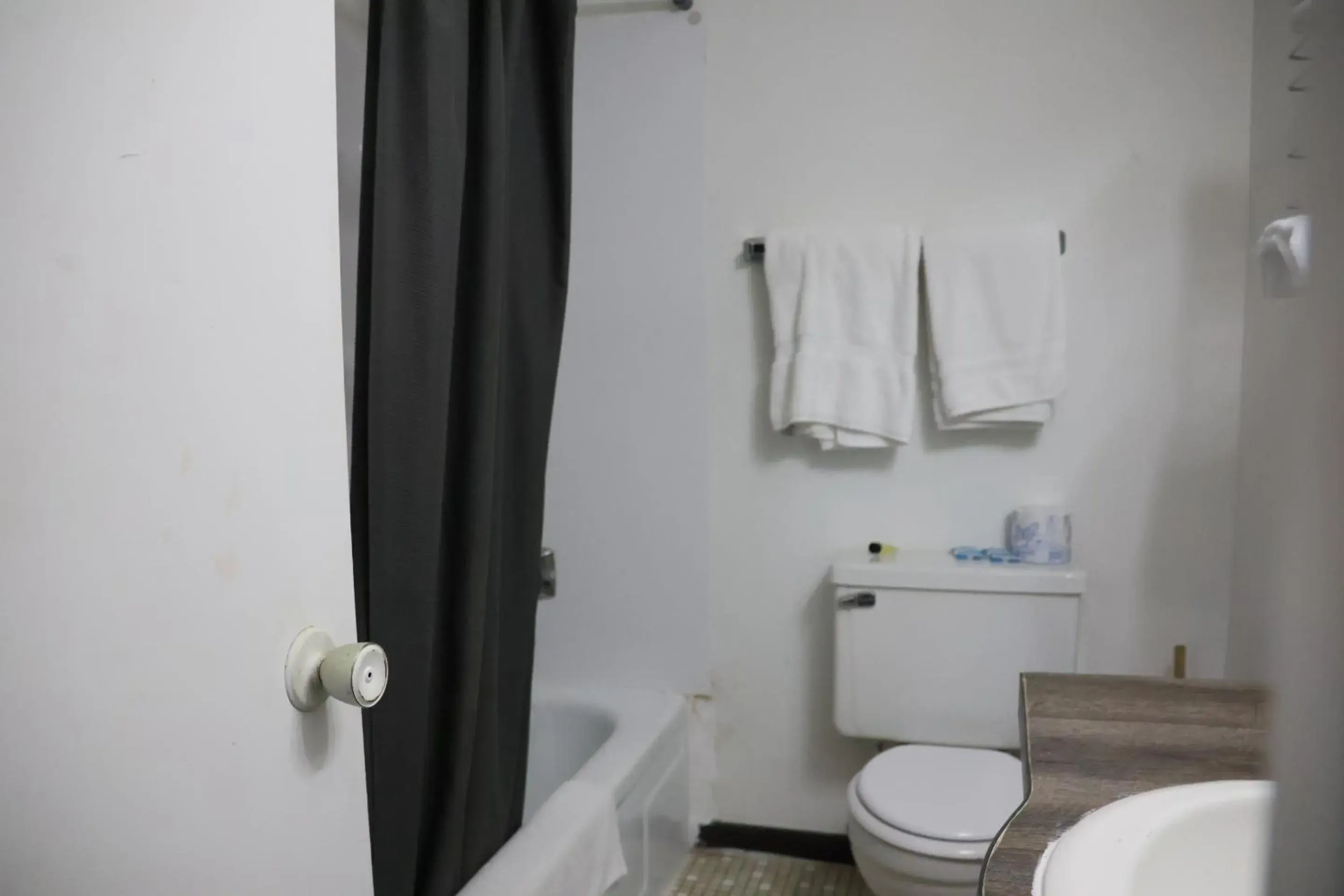 Bathroom in Hotel O Oskaloosa - Hwy 63/92