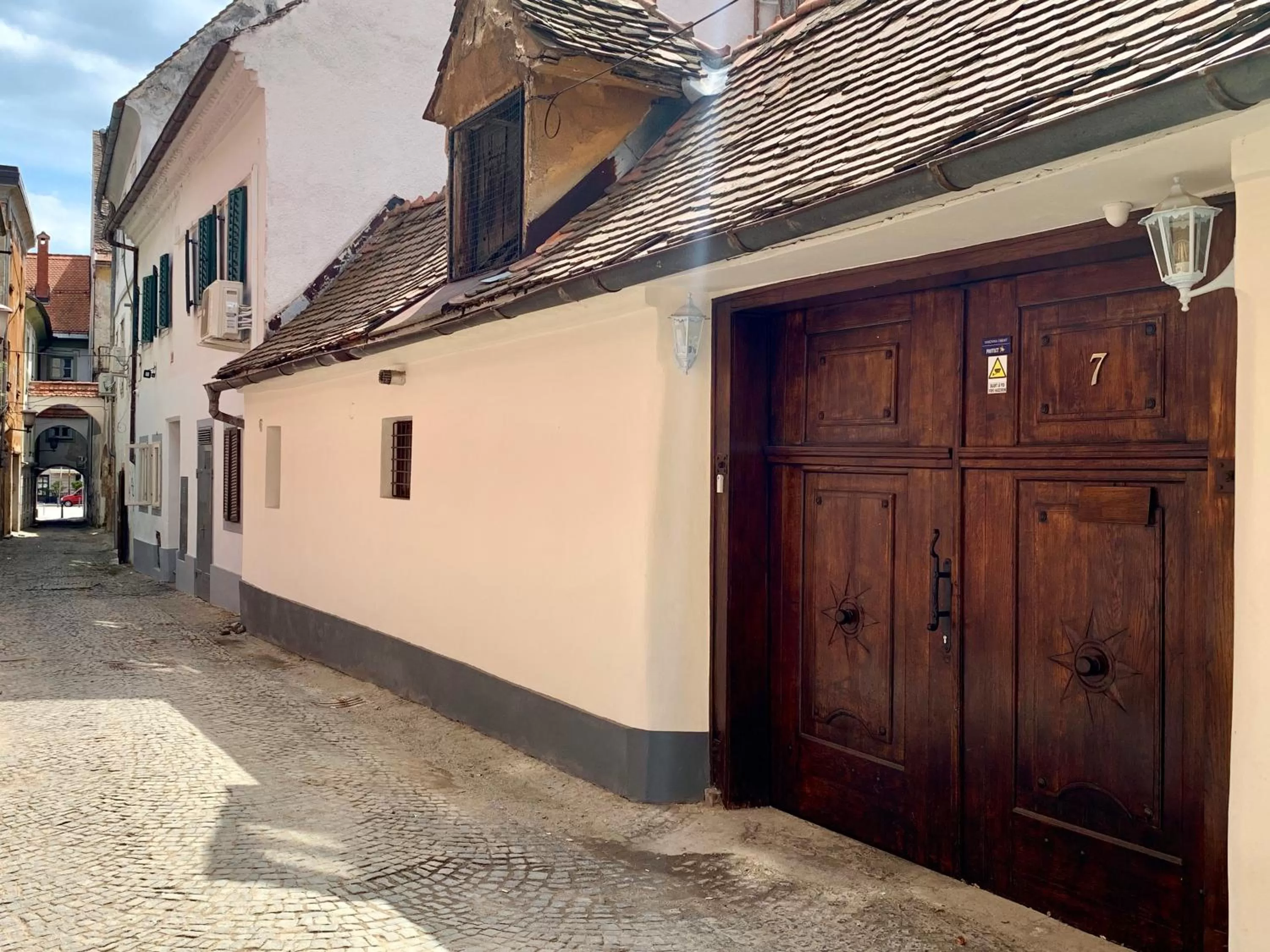 Property building in Patrick's Pub