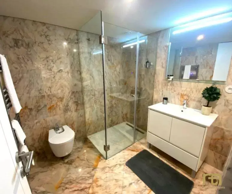 Bathroom in TM Luxury Apartments Lisbon