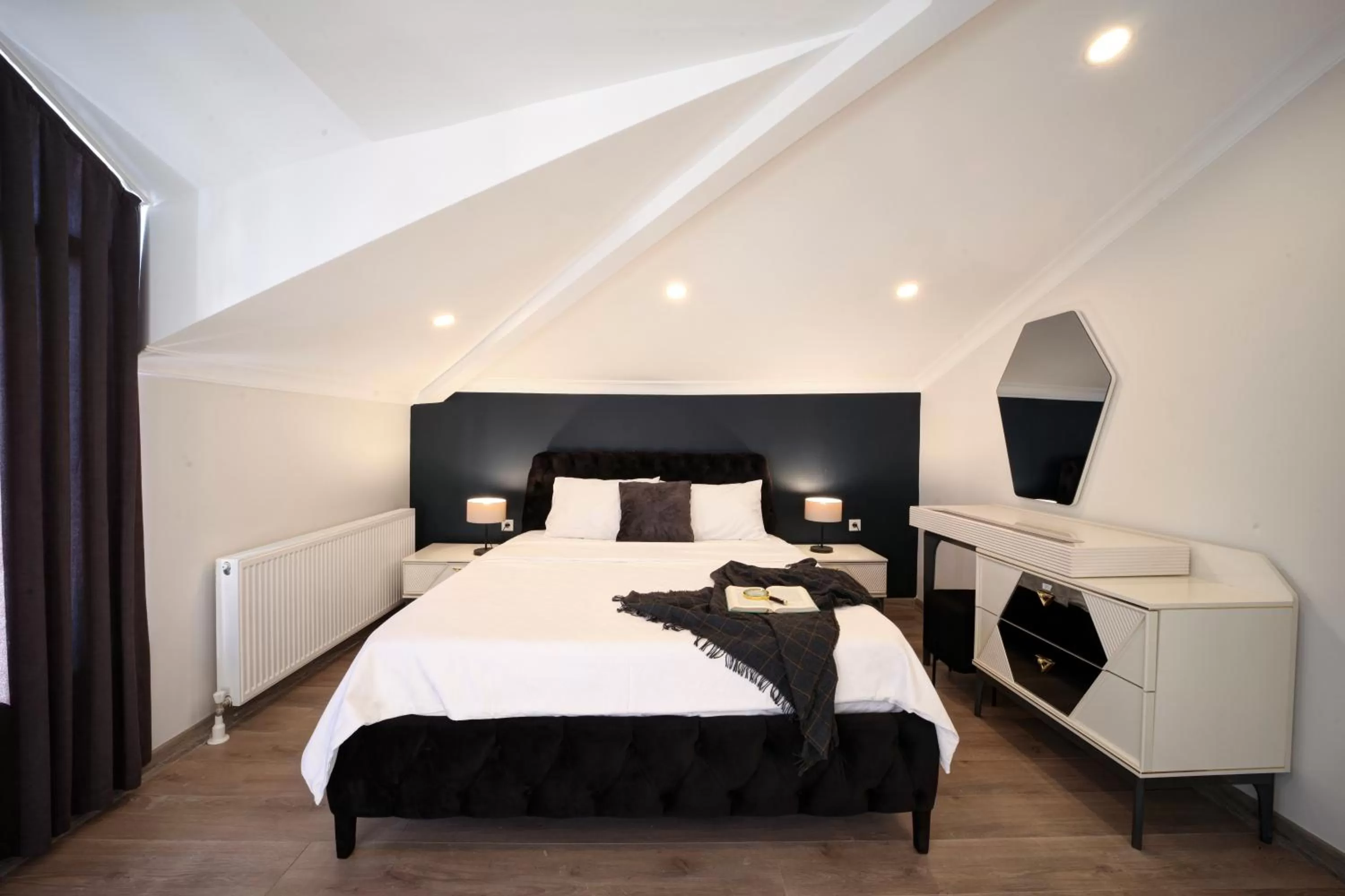 Bed in Etiz Hotels & Residences