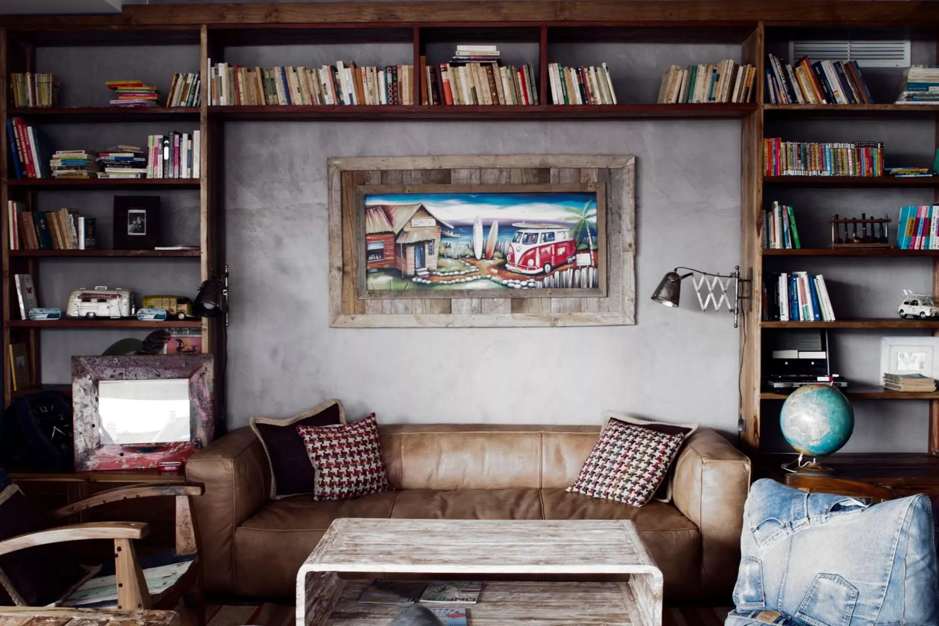 Lounge or bar, Seating Area in Surfers Lodge Peniche Lounge or bar, Seating Area in Surfers Lodge Peniche