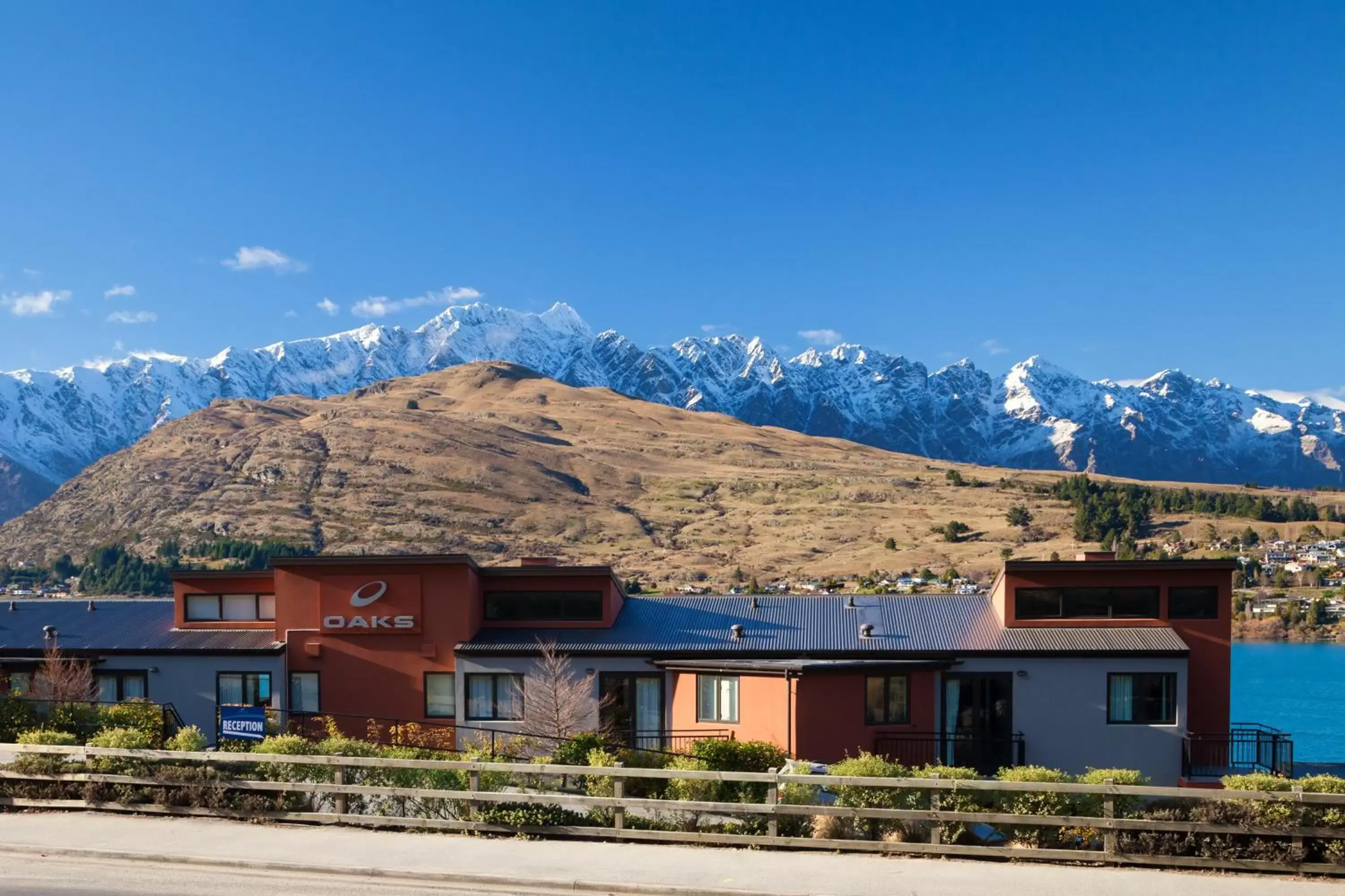 Neighbourhood, Property Building in Oaks Queenstown Shores Resort