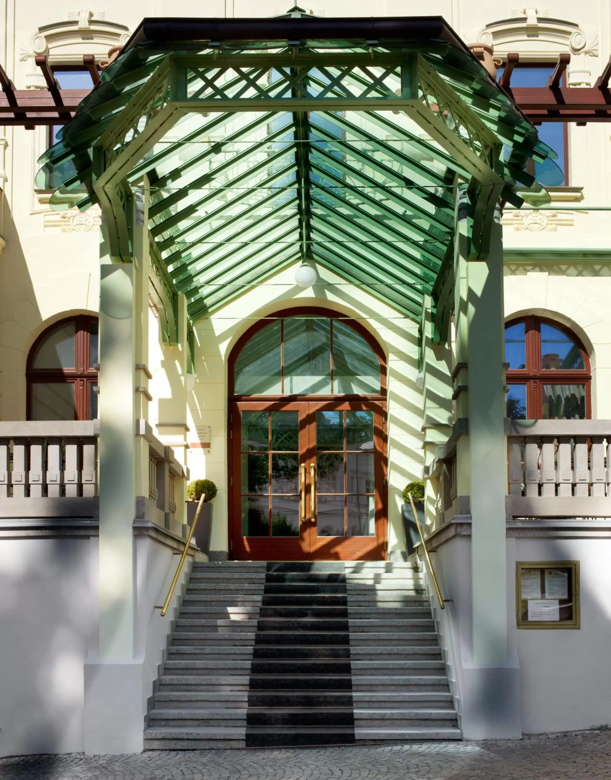 Facade/entrance in Clarion Grandhotel Zlaty Lev