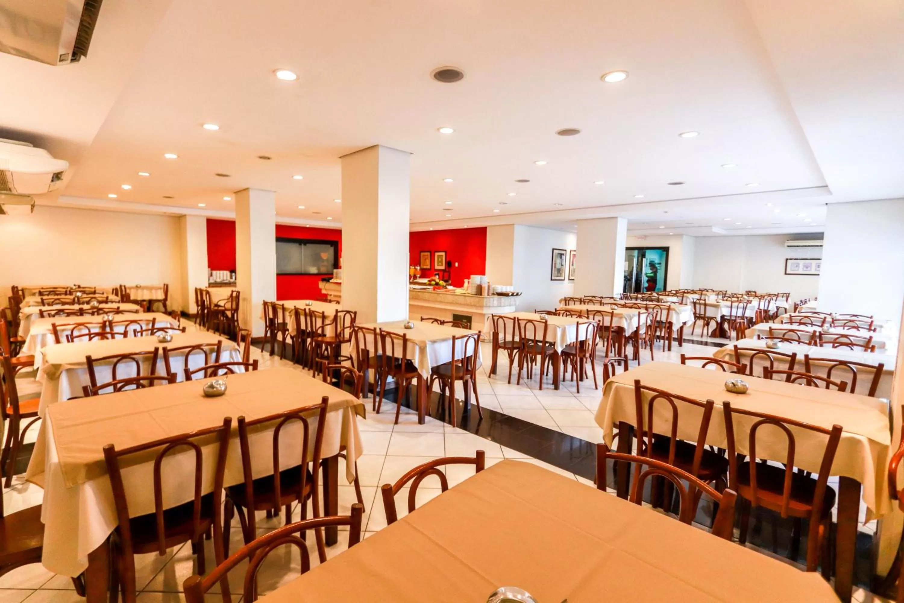 Breakfast in Atobá Praia Hotel