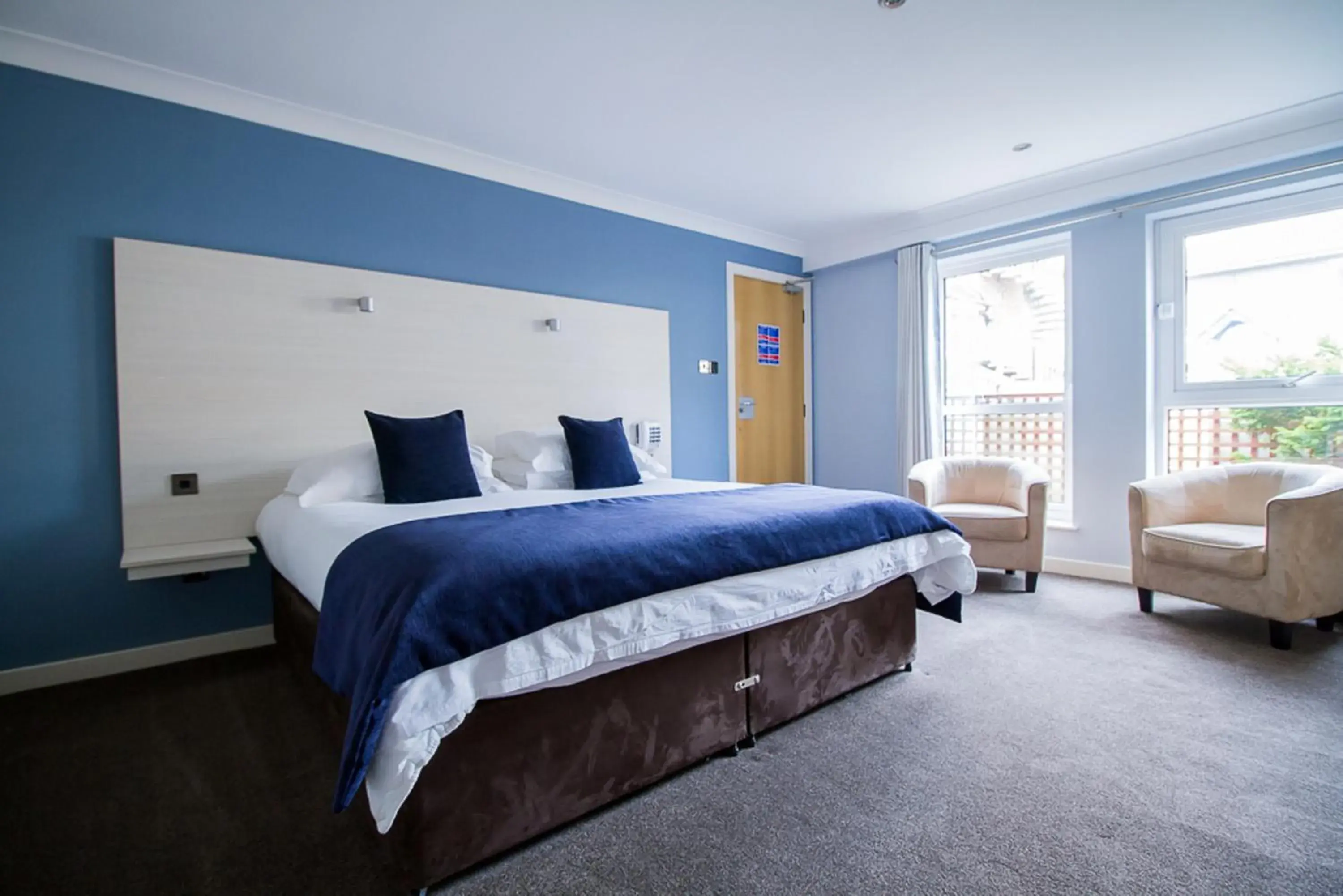 Standard Double Room in Dalmeny Hotel Standard Double Room in Dalmeny Hotel