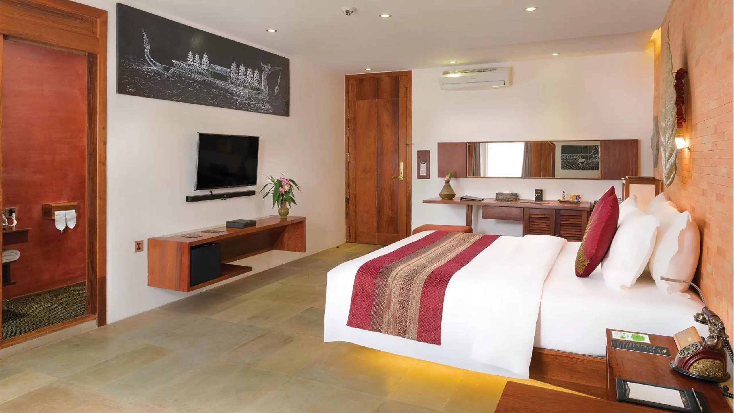 TV and multimedia, Bed in Golden Temple Residence