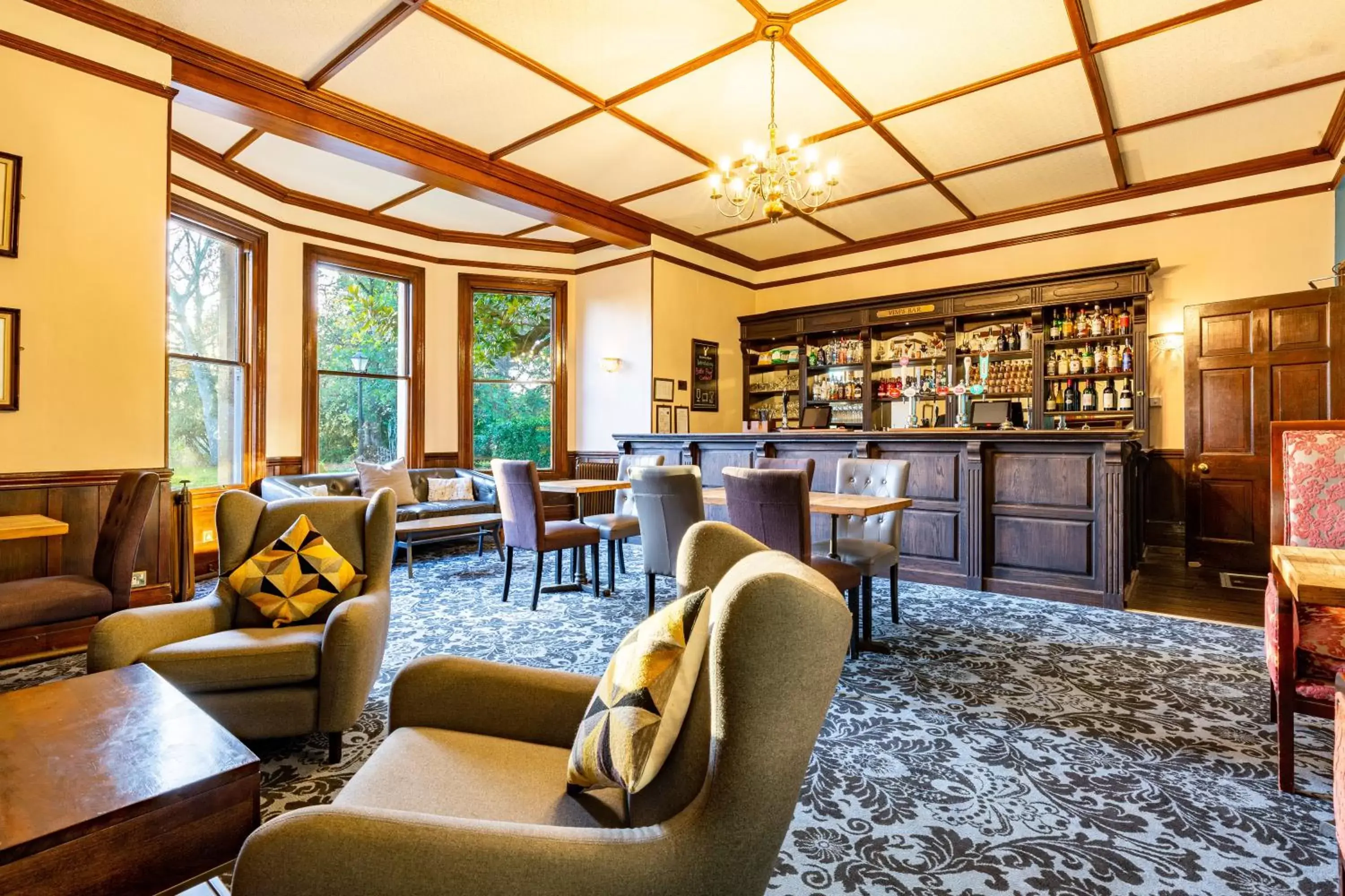 Lounge or bar, Lounge/Bar in Woodland Manor Hotel