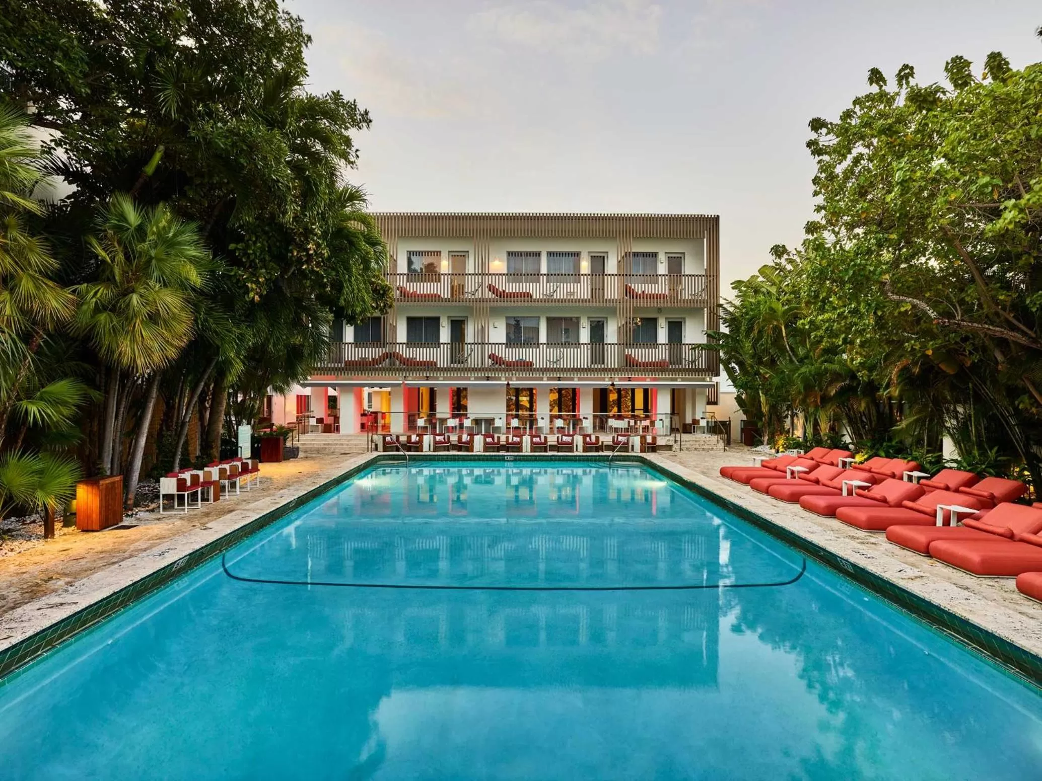 Swimming pool in Axel Beach Miami-South Beach - Adults Only