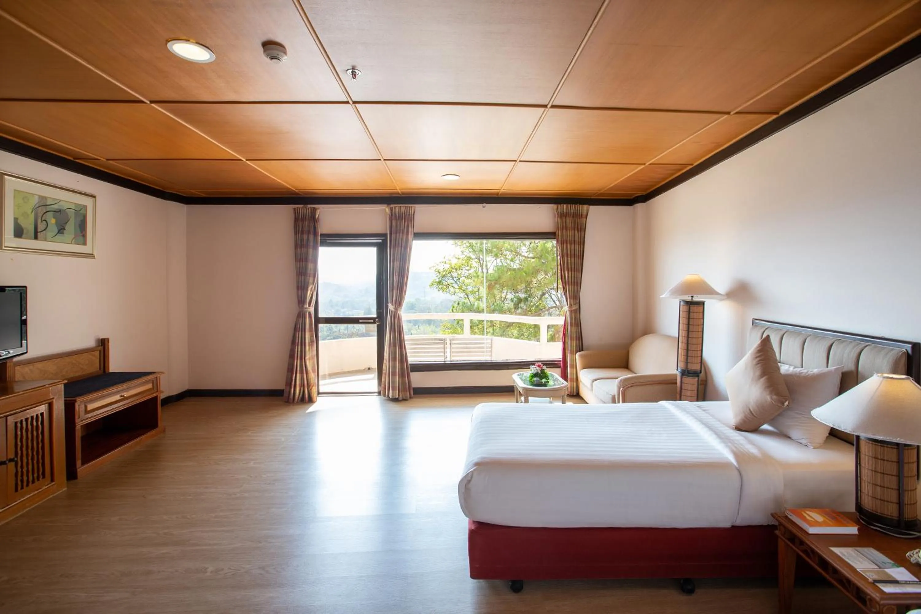 Bed in Imperial Phukaew Hill Resort