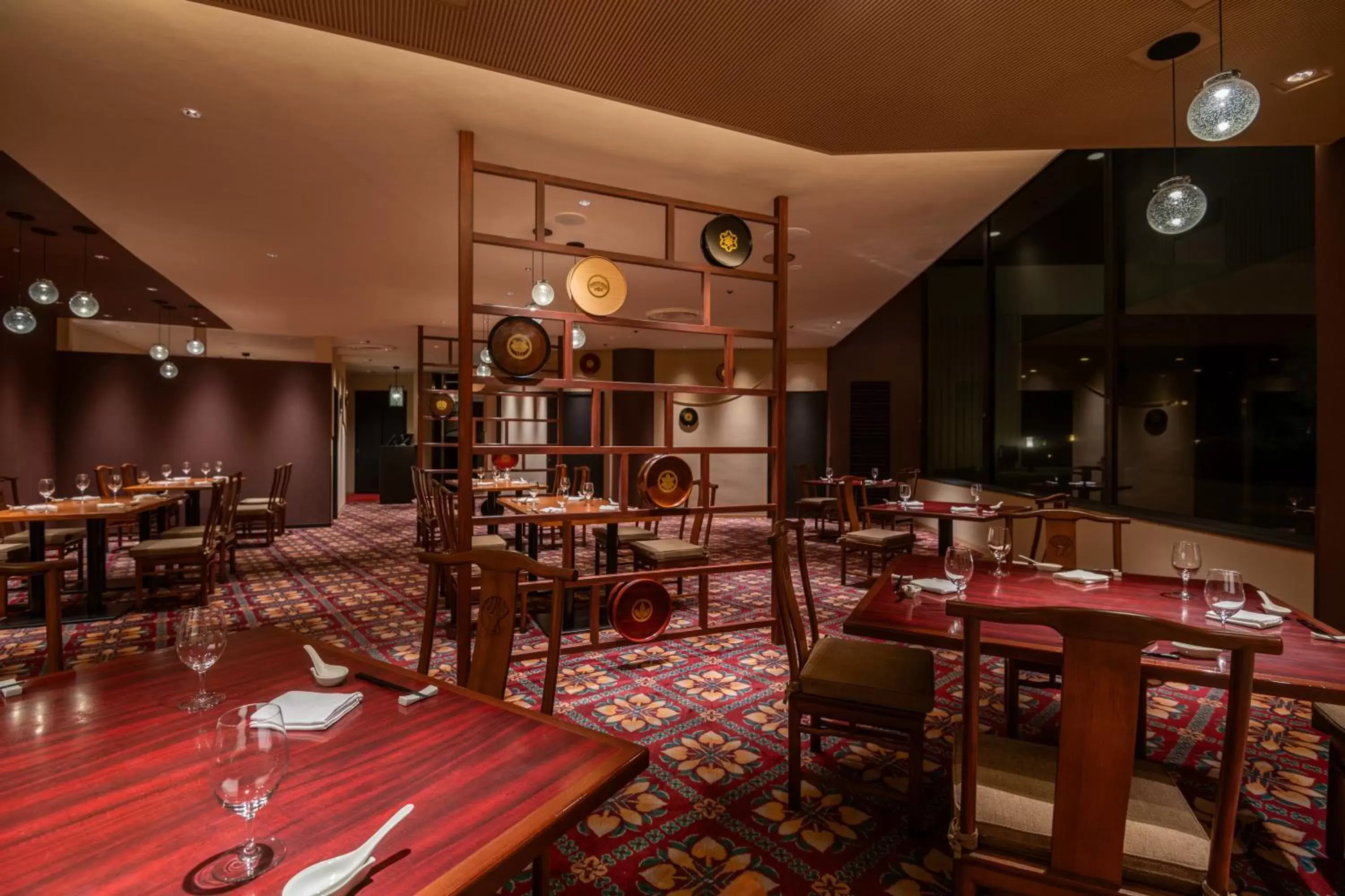 Restaurant/Places to Eat in Art Hotel Narita