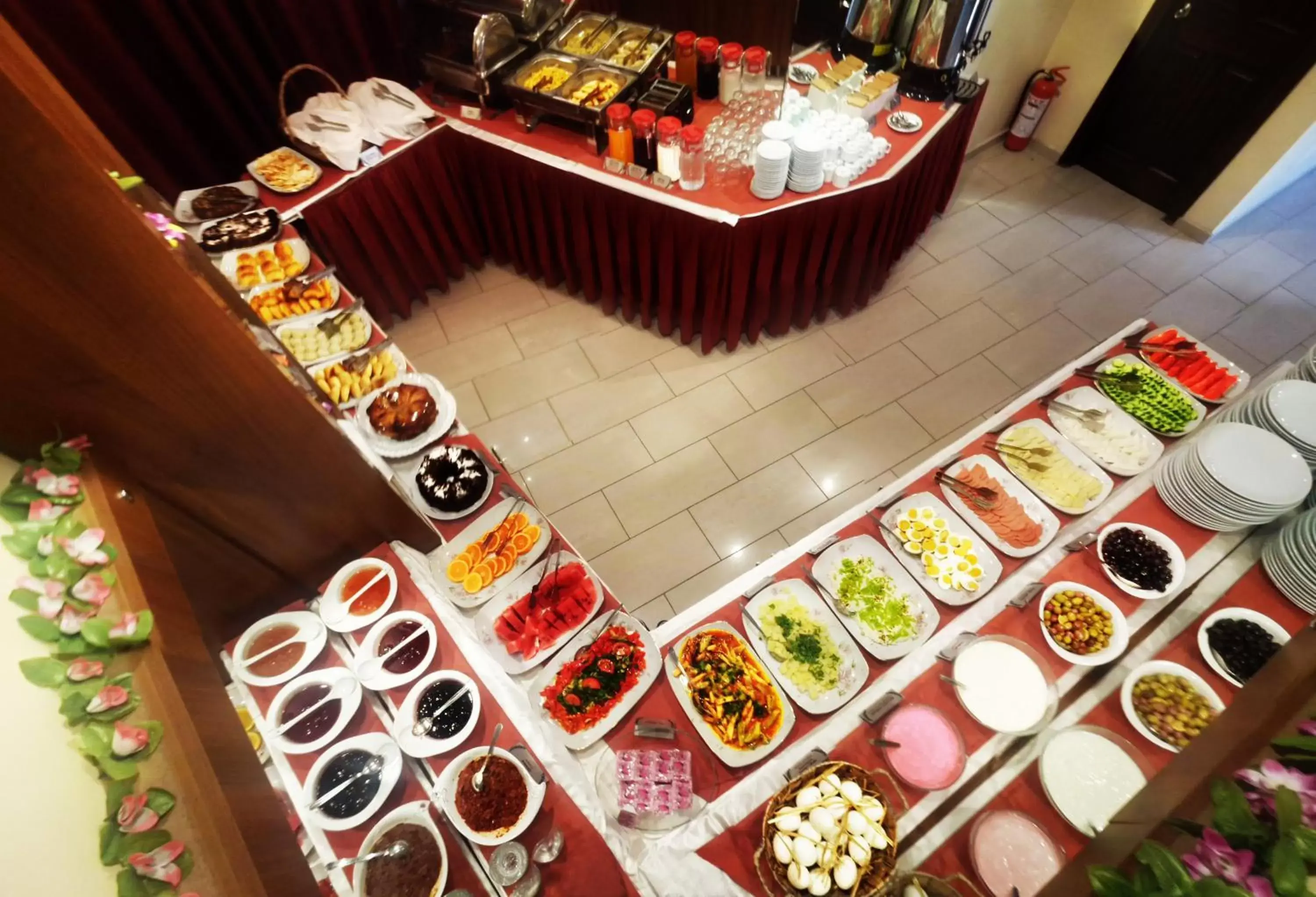 Restaurant/places to eat, Food in Kervansaray Canakkale Hotel - Special Category