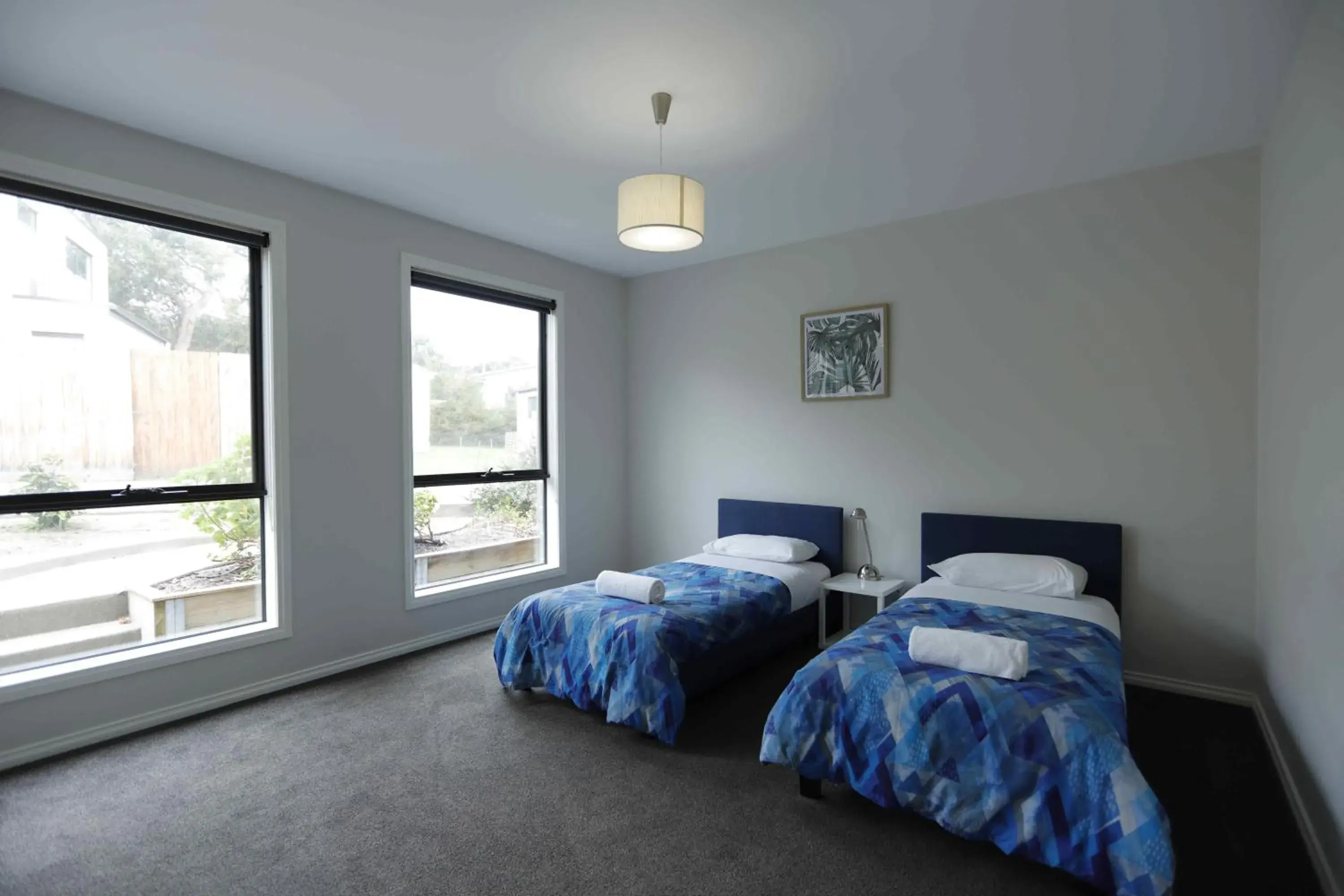 Bed in Apollo Bay Seal Apartments