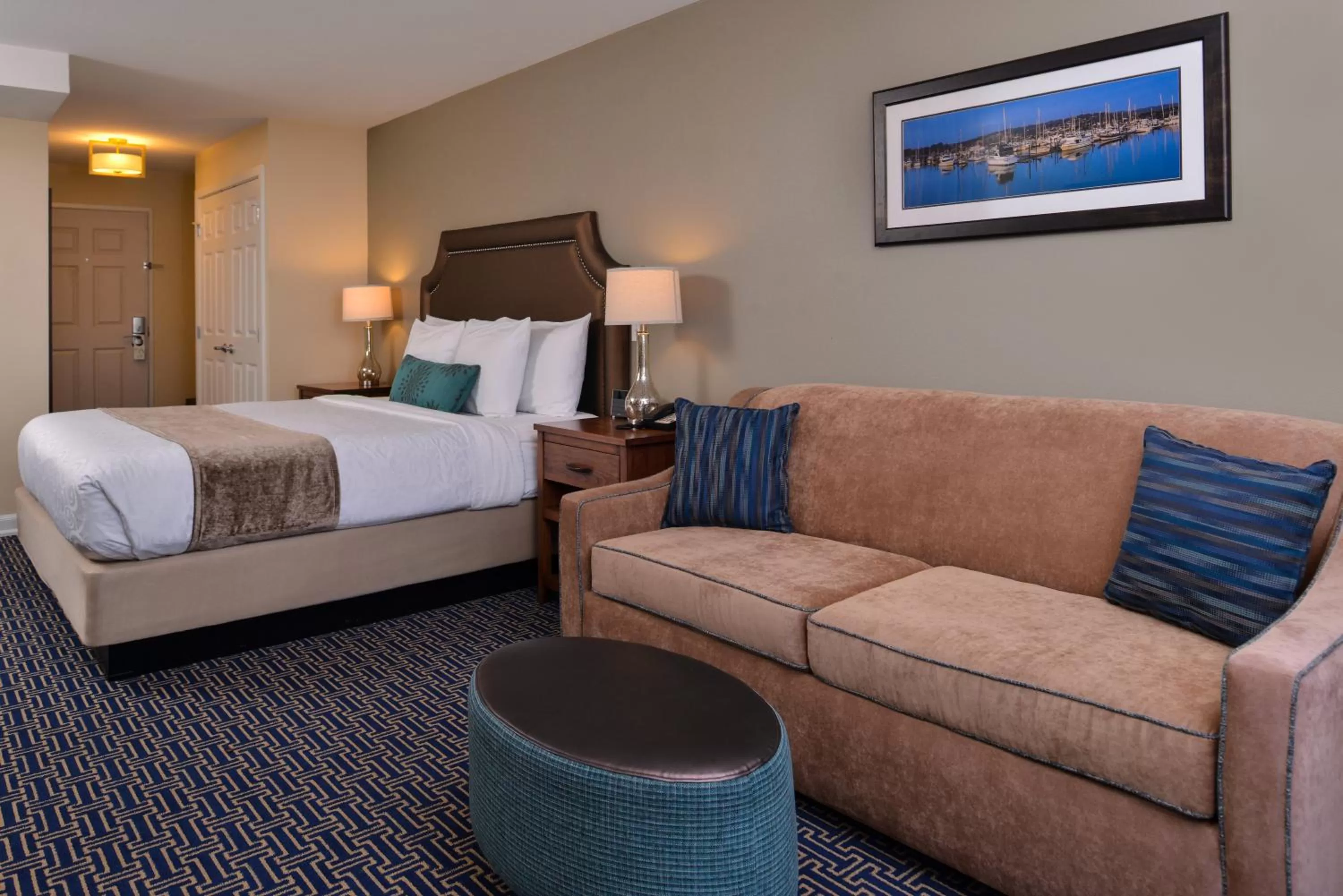 Photo of the whole room, Bed in Inn at Nye Beach