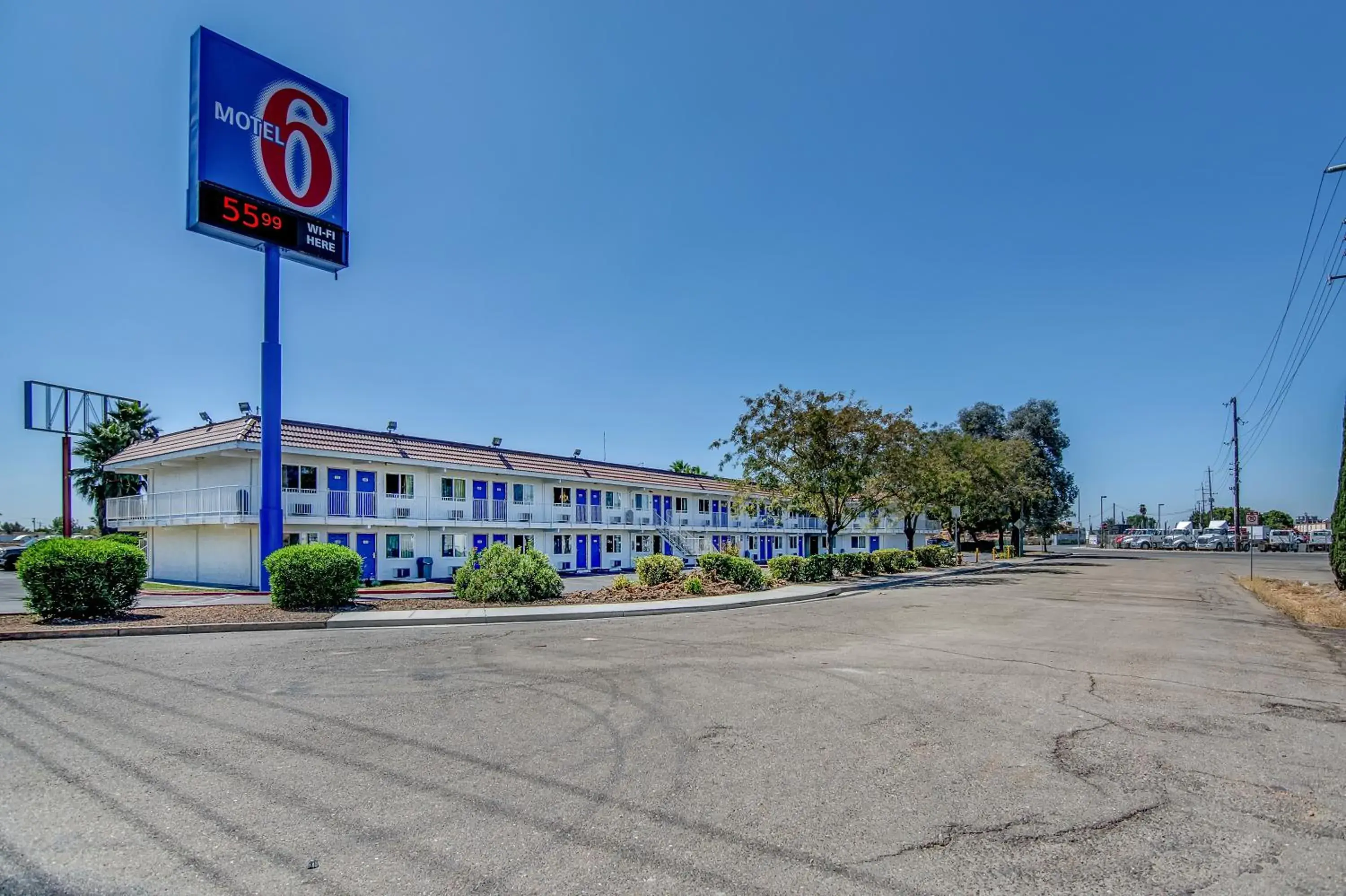 Facade/entrance, Property Building in Motel 6-Stockton, CA - Charter Way West