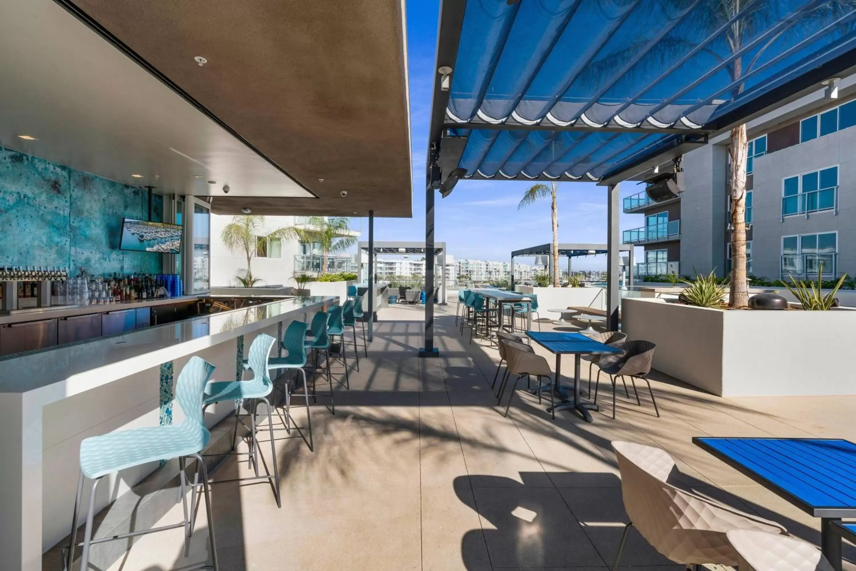 Restaurant/Places to Eat in Courtyard by Marriott Marina del Rey