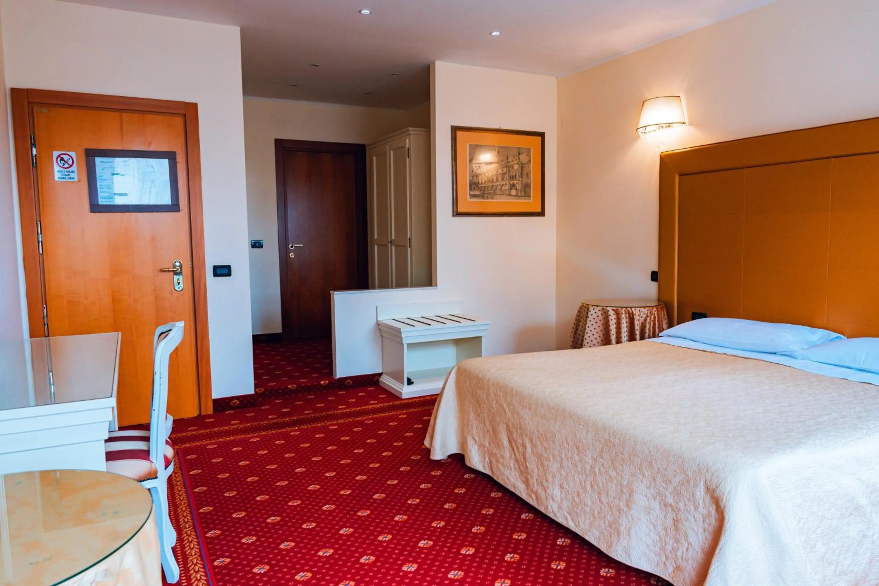 Bed in Panoramic Rooms Torre della Vittoria